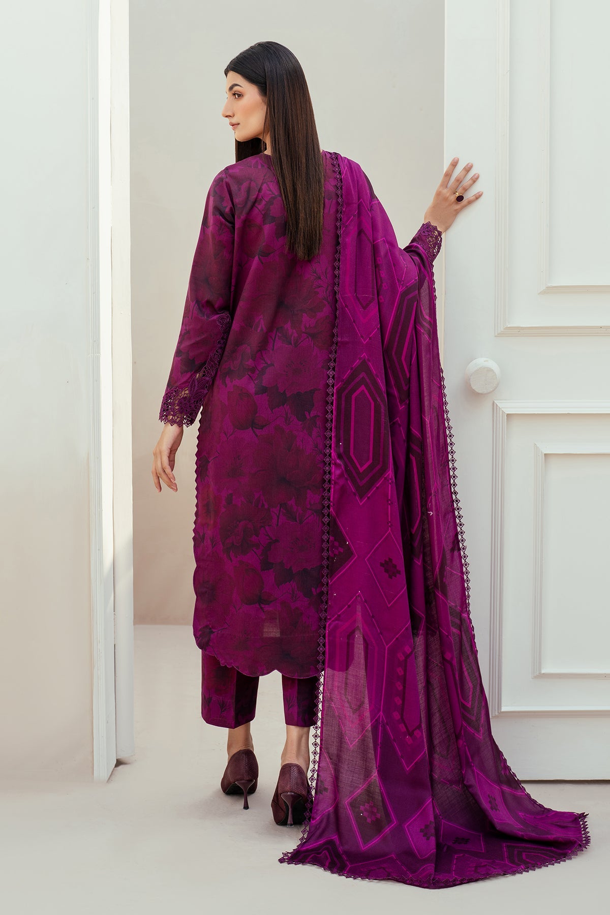 PRINTED KHADDAR SF-4009