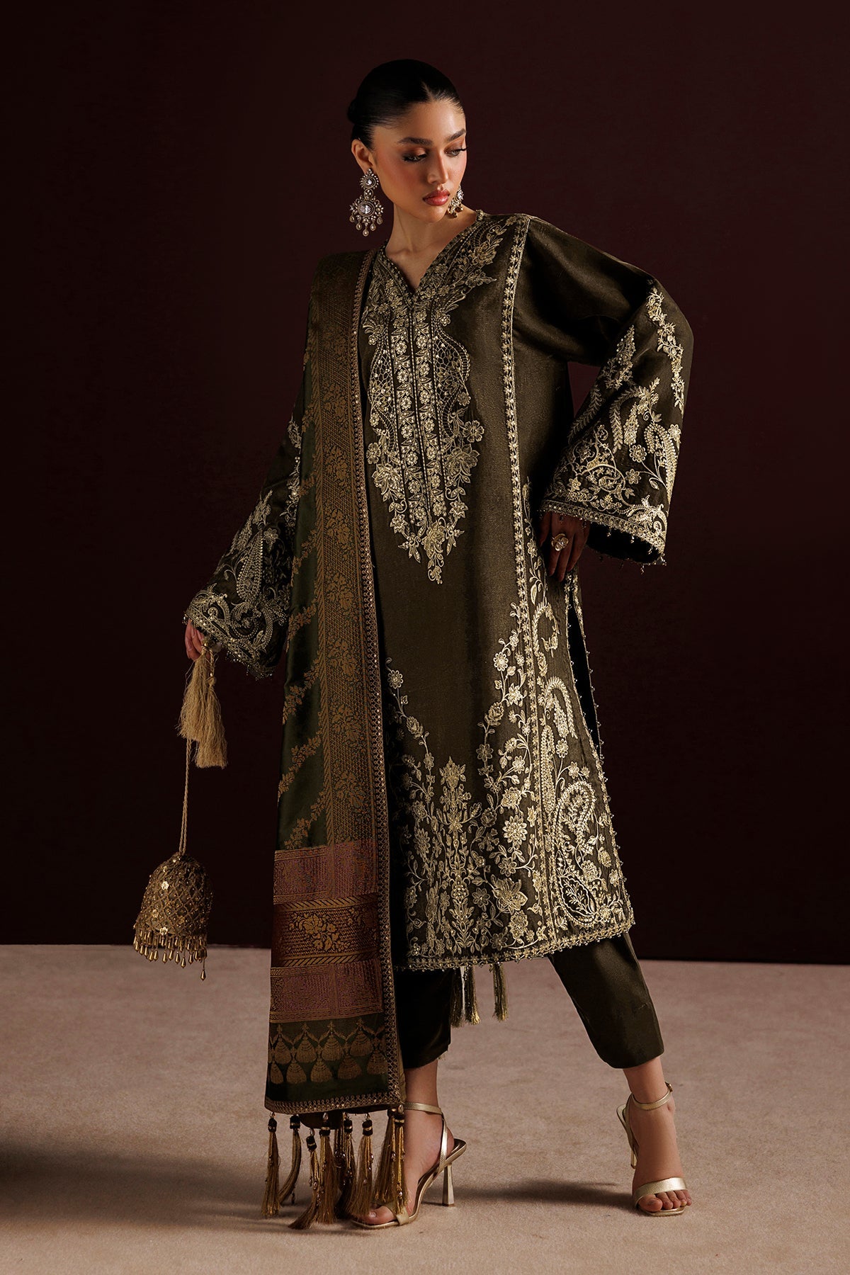 EMBROIDERED VELVET SF-4553