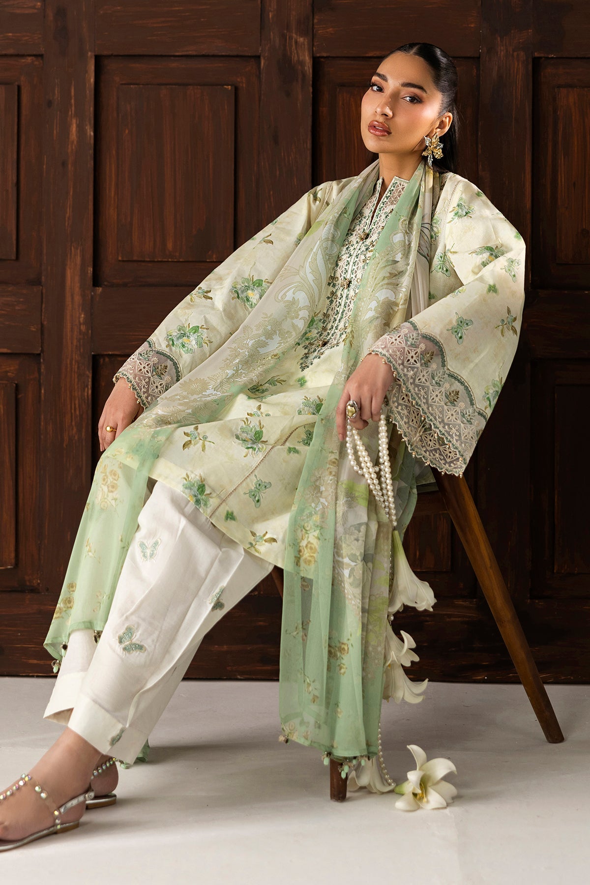EMBROIDERED LAWN SF-4420