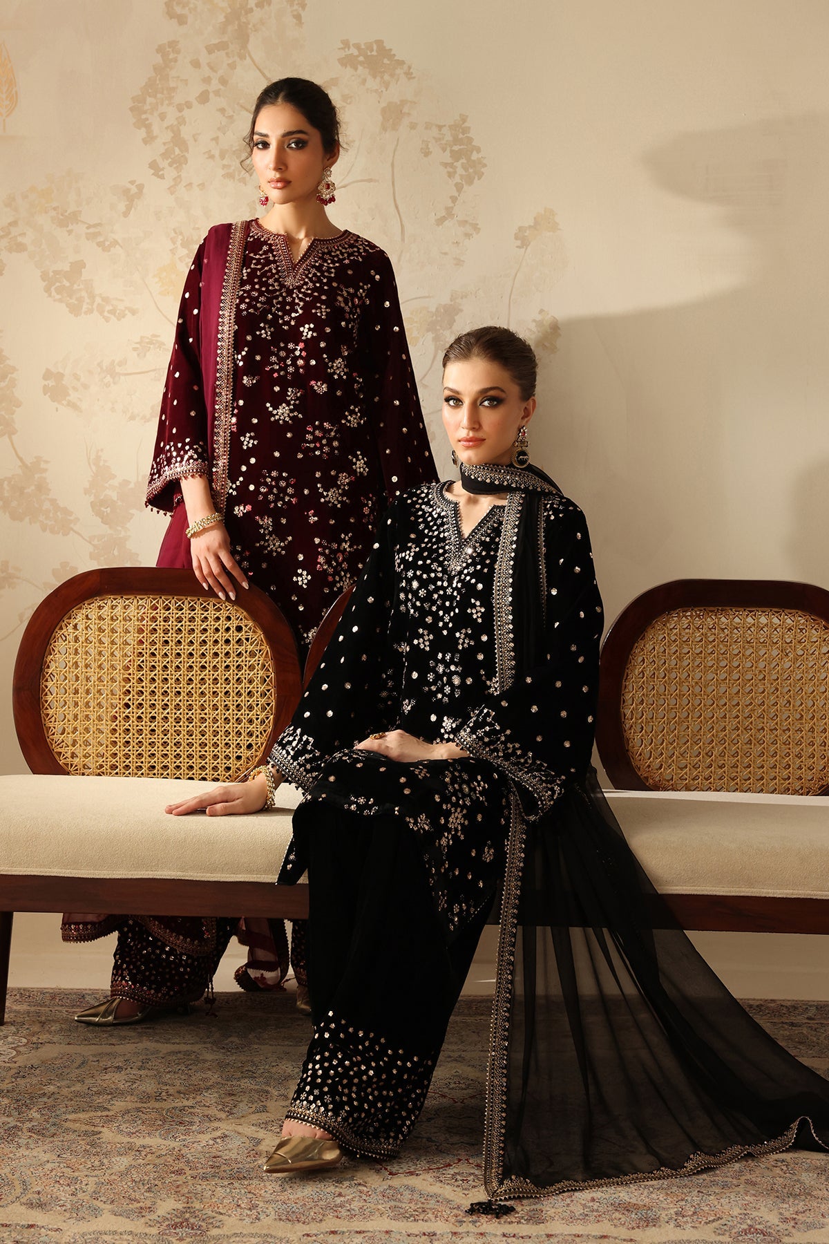 EMBROIDERED VELVET UF-4316