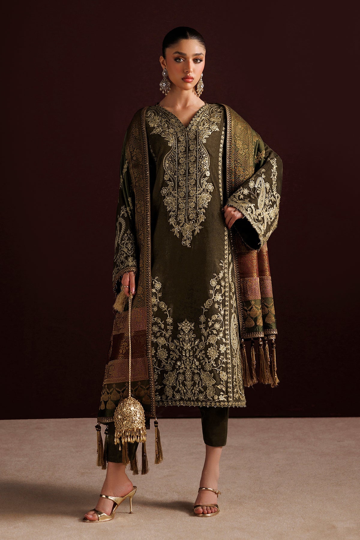 EMBROIDERED VELVET SF-4553