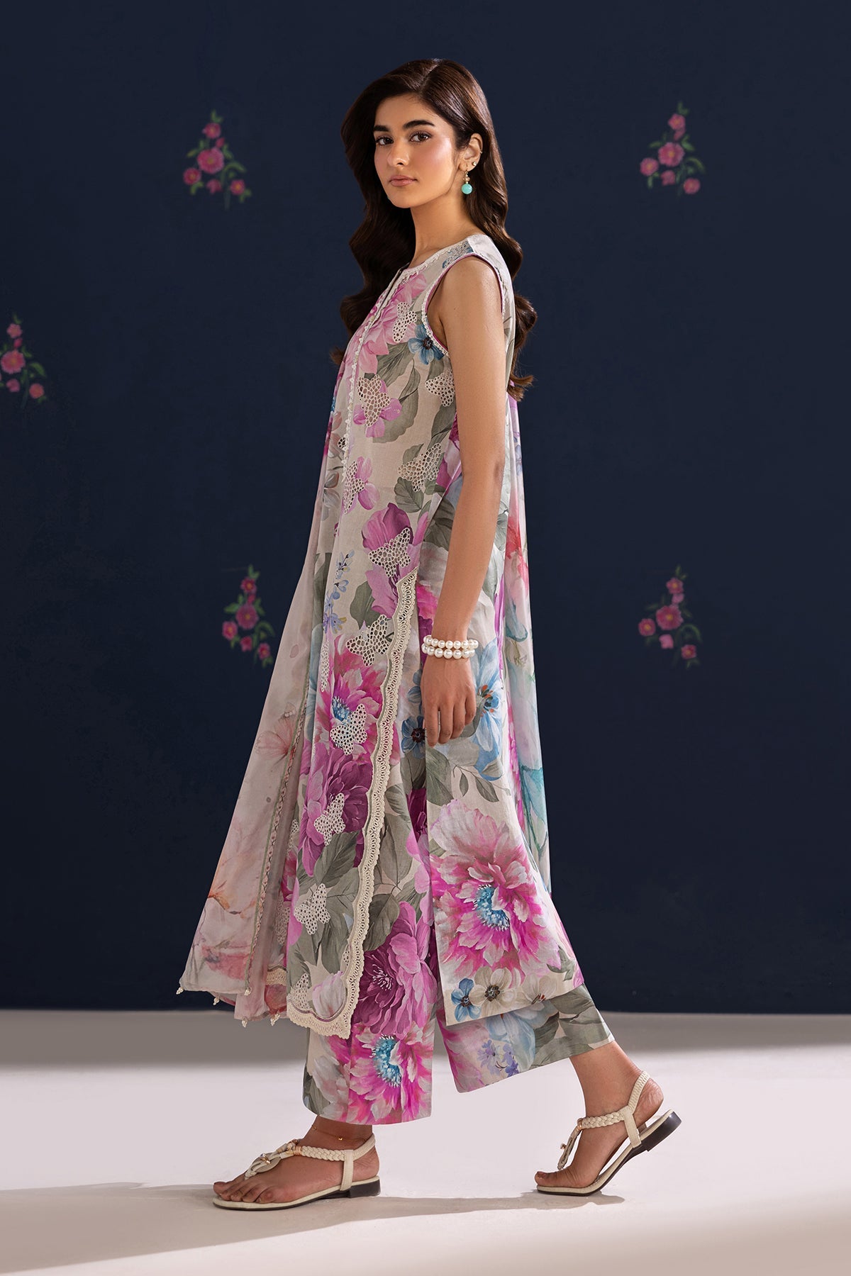 EMBROIDERED LAWN SF-4458
