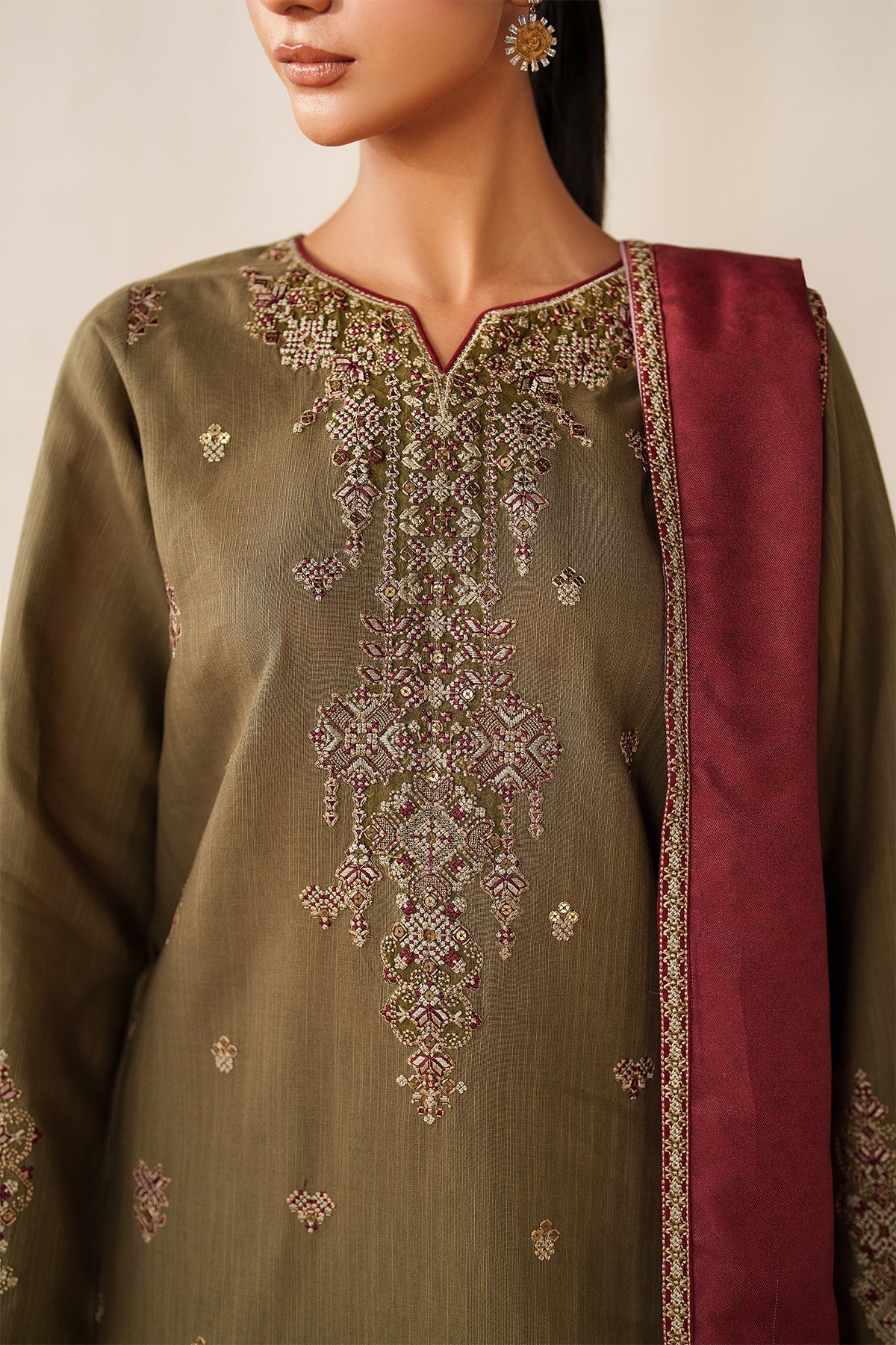 EMBROIDERED KHADDAR UF-4354