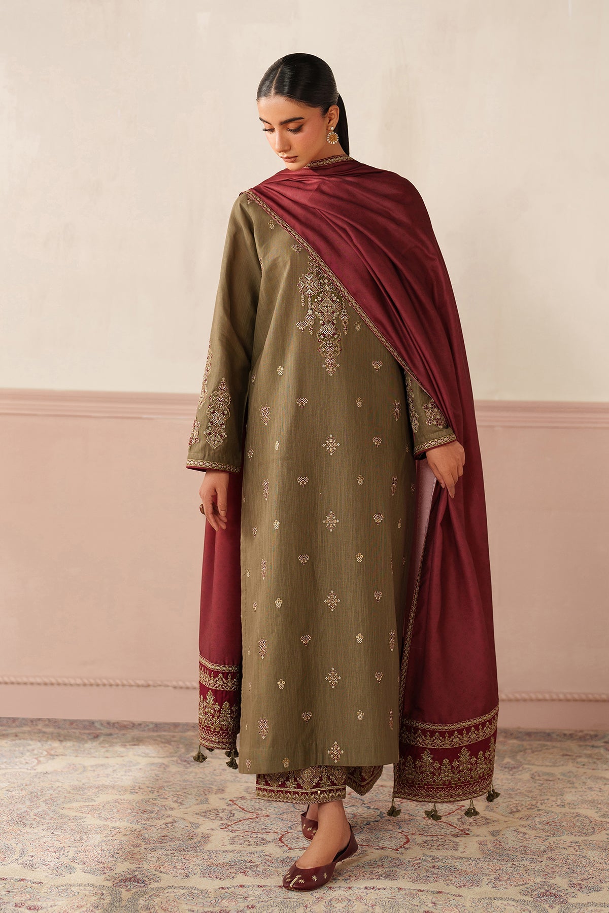 EMBROIDERED KHADDAR UF-4354