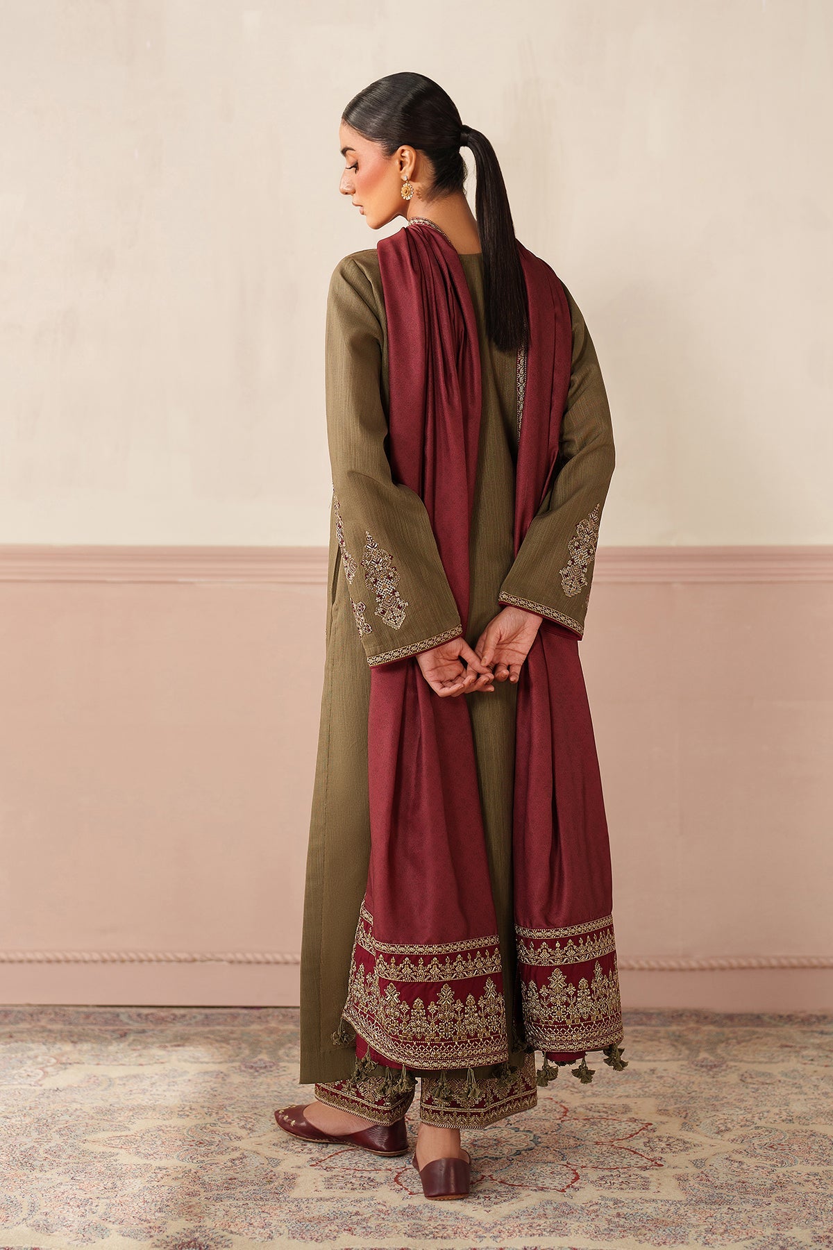 EMBROIDERED KHADDAR UF-4354