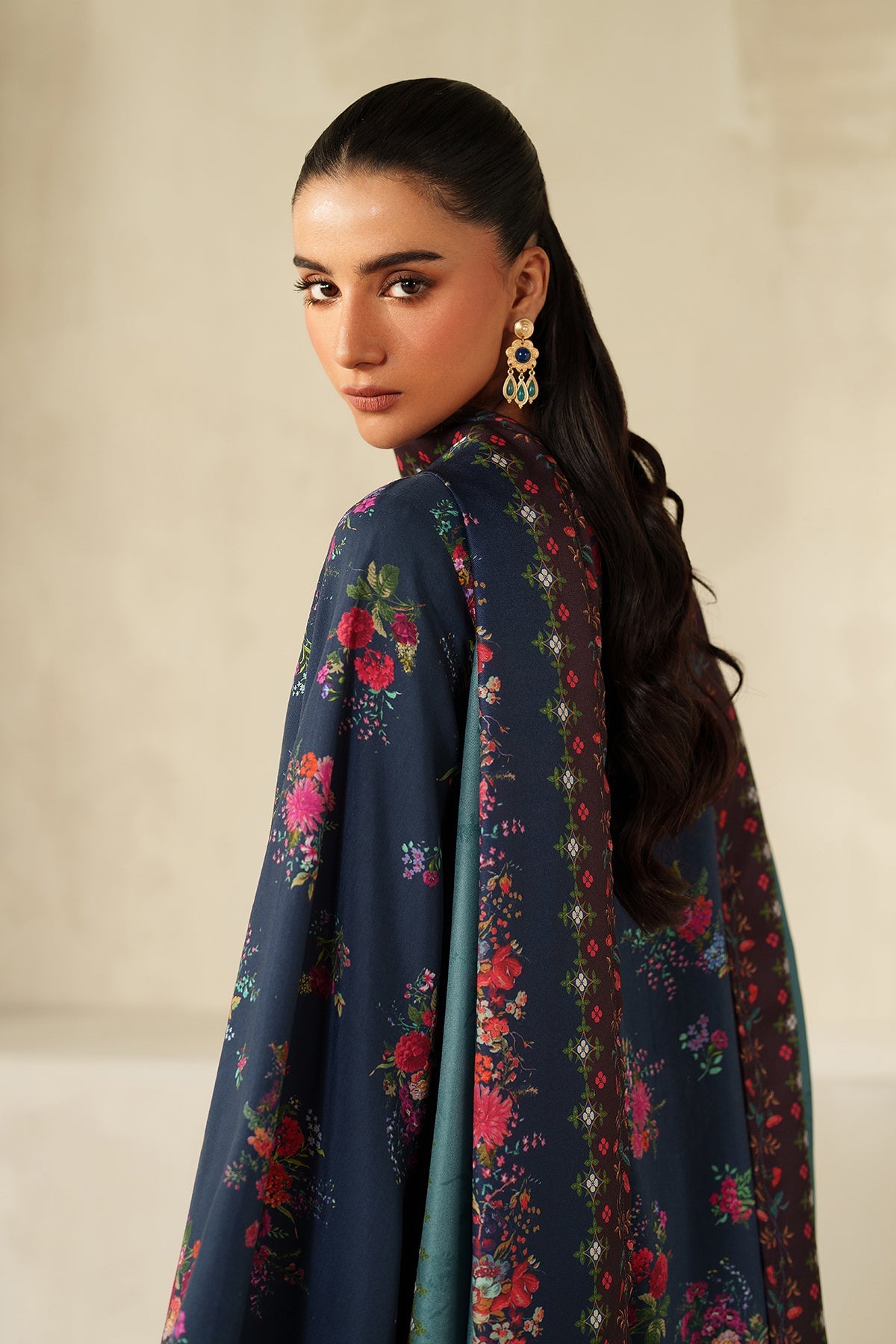 EMBROIDERED KHADDAR SF-4337