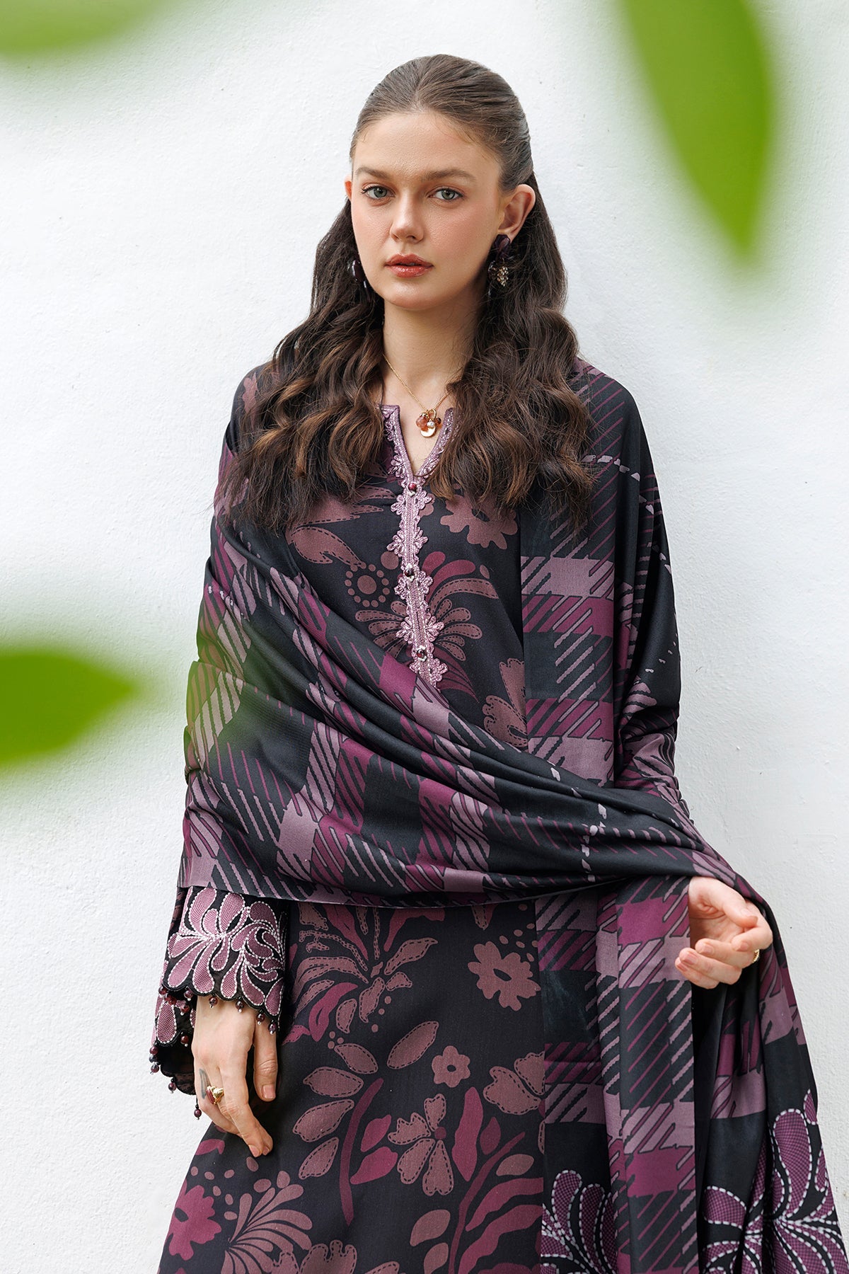 EMBROIDERED VISCOSE SILK UF-4587
