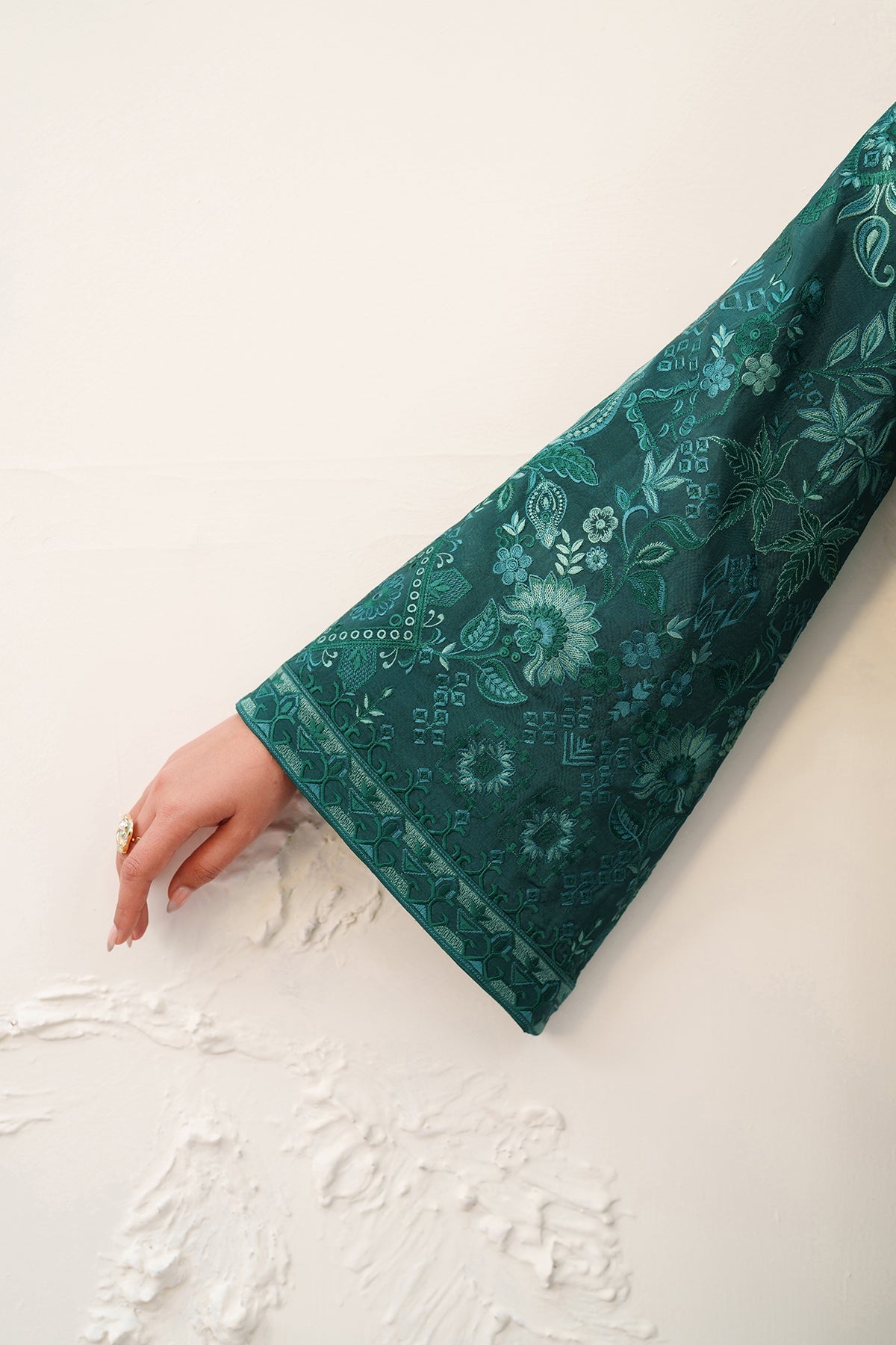 EMBROIDERED RAW SILK SF-4383