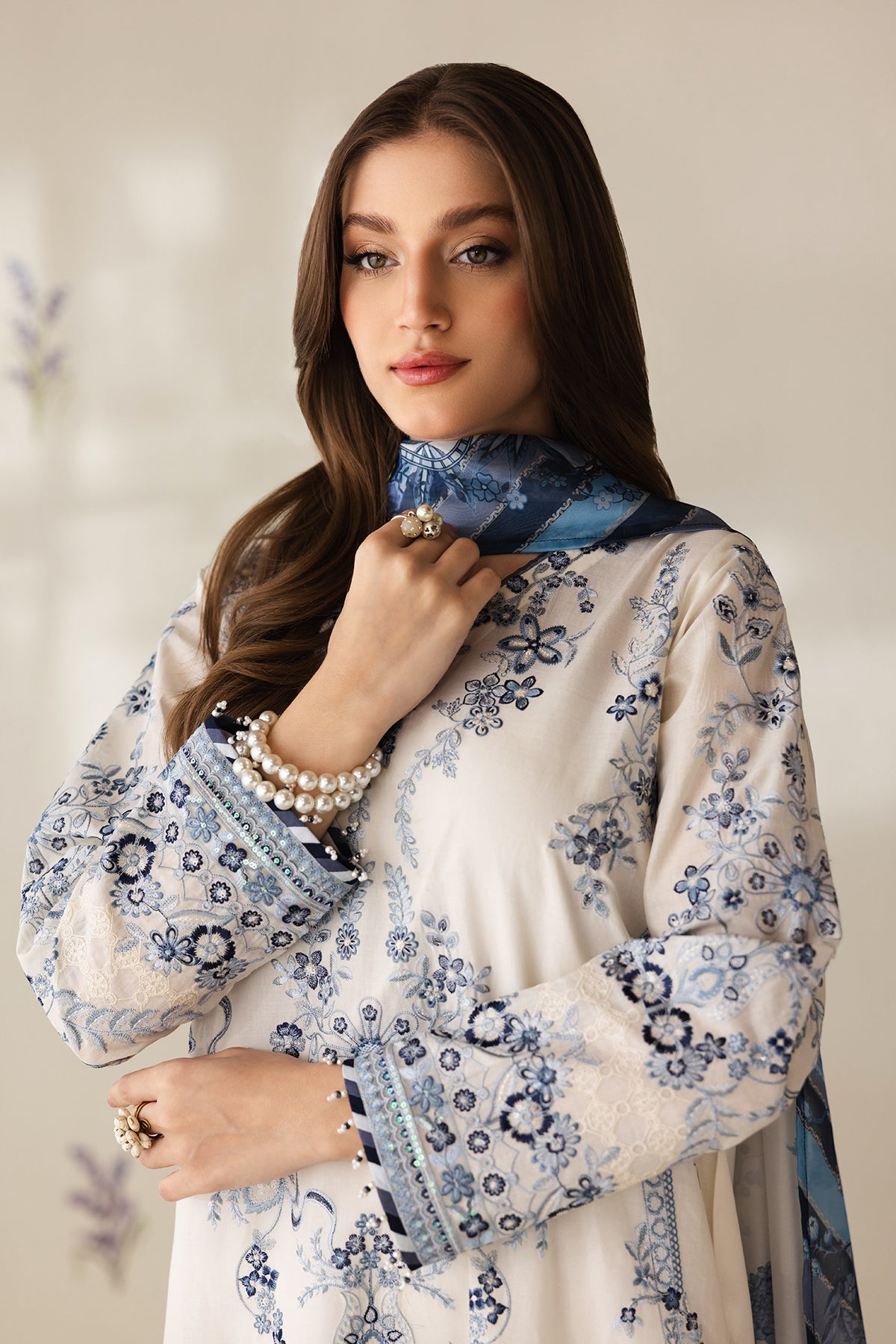 EMBROIDERED LAWN UF-4423