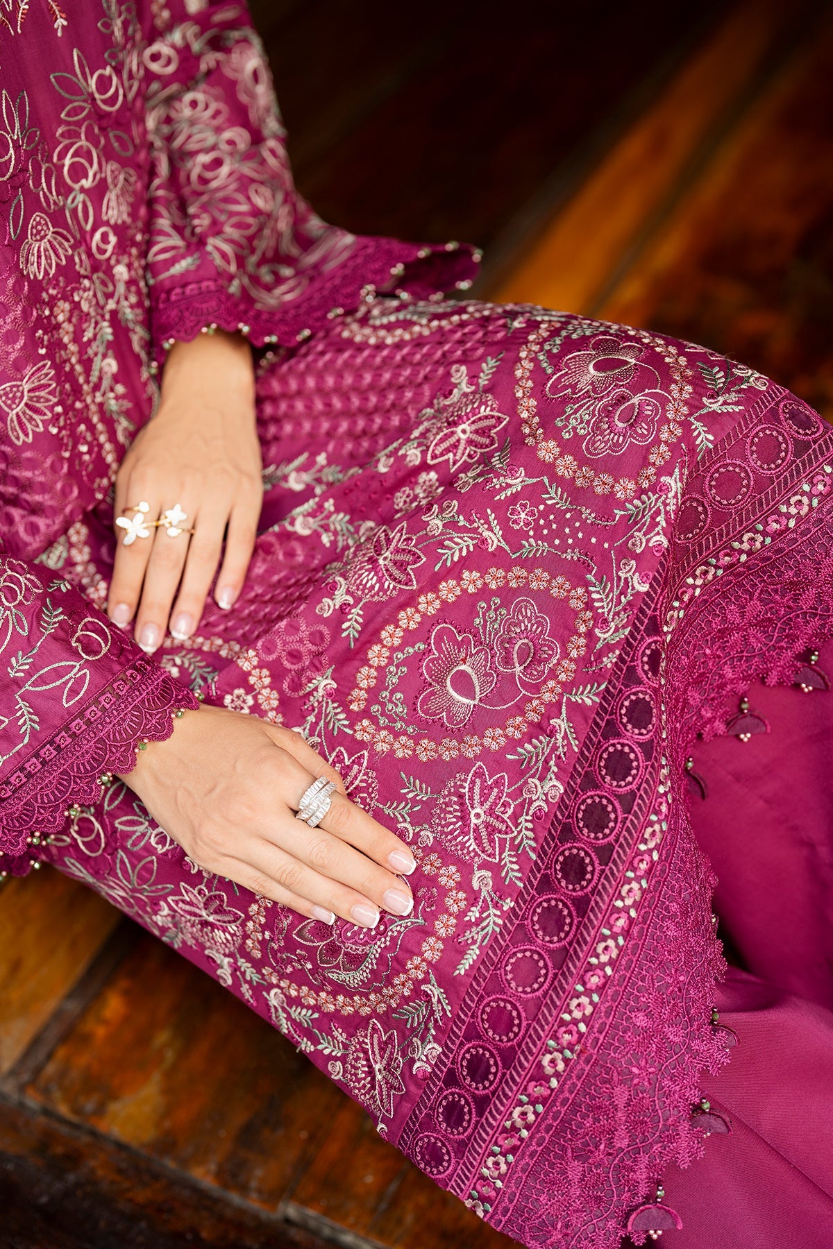 EMBROIDERED LAWN UF-4263