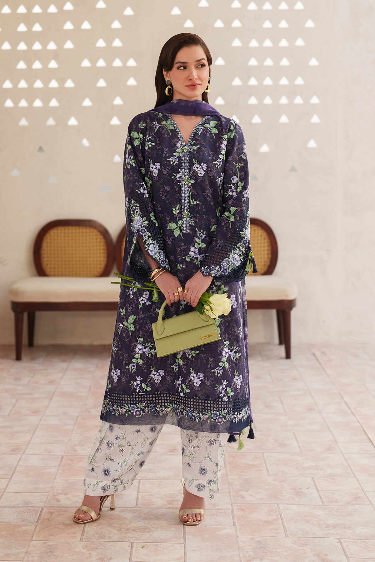 EMBROIDERED LAWN UF-4405