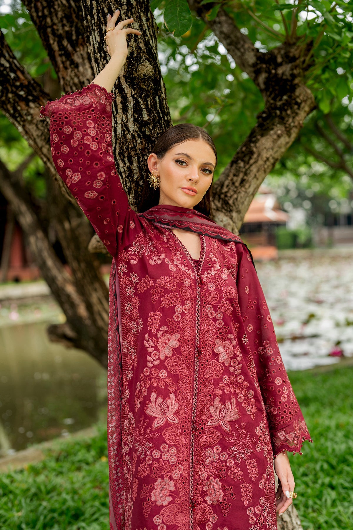 EMBROIDERED LAWN UF-4271