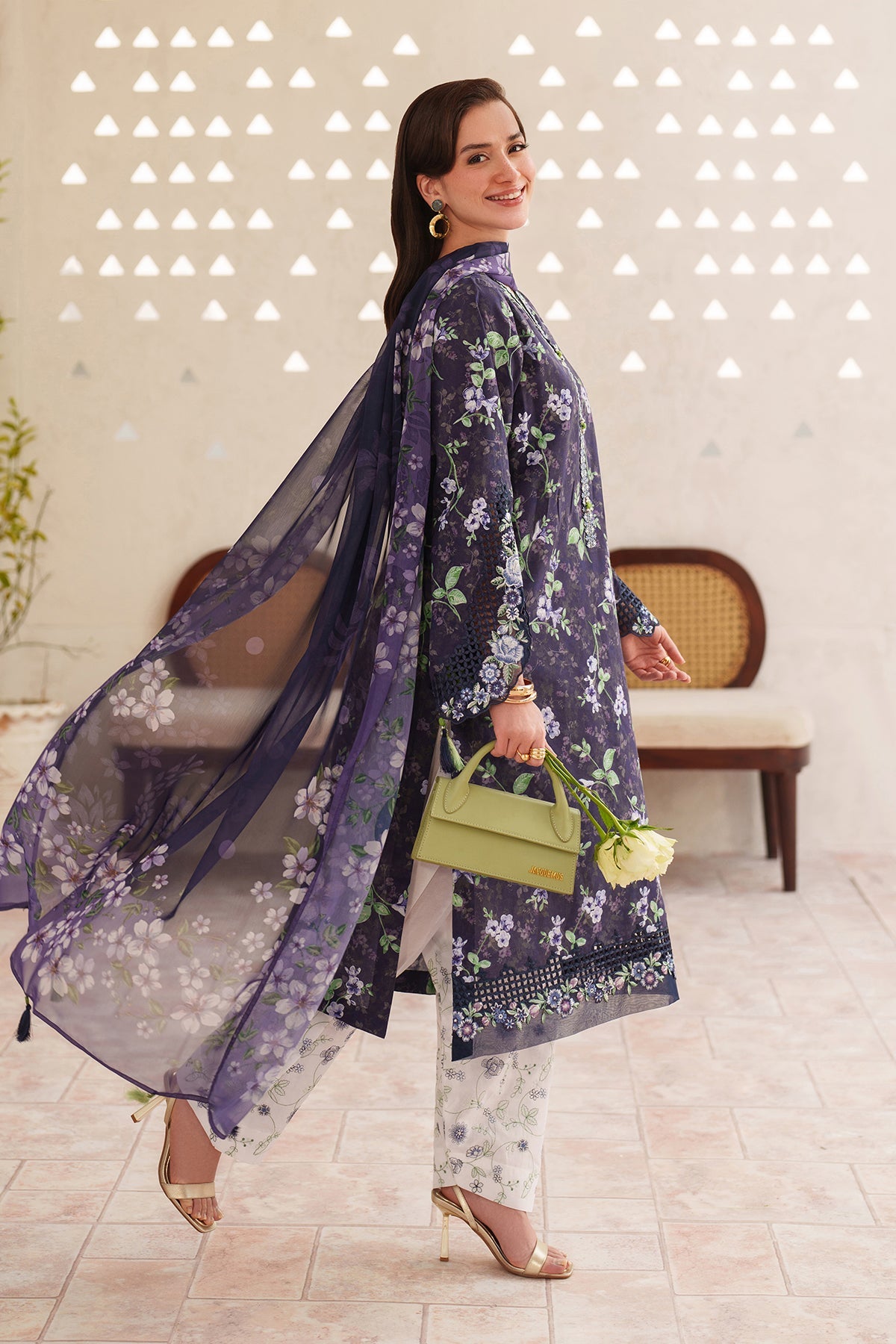 EMBROIDERED LAWN UF-4405