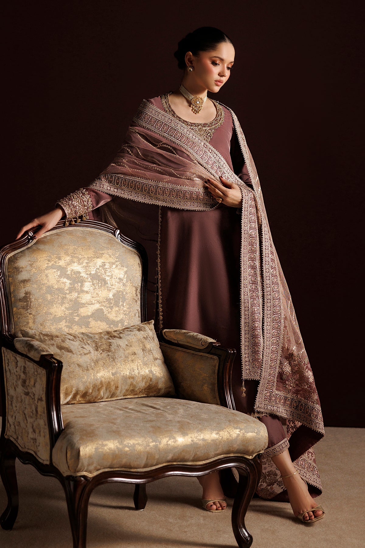 EMBROIDERED VELVET PR-1412
