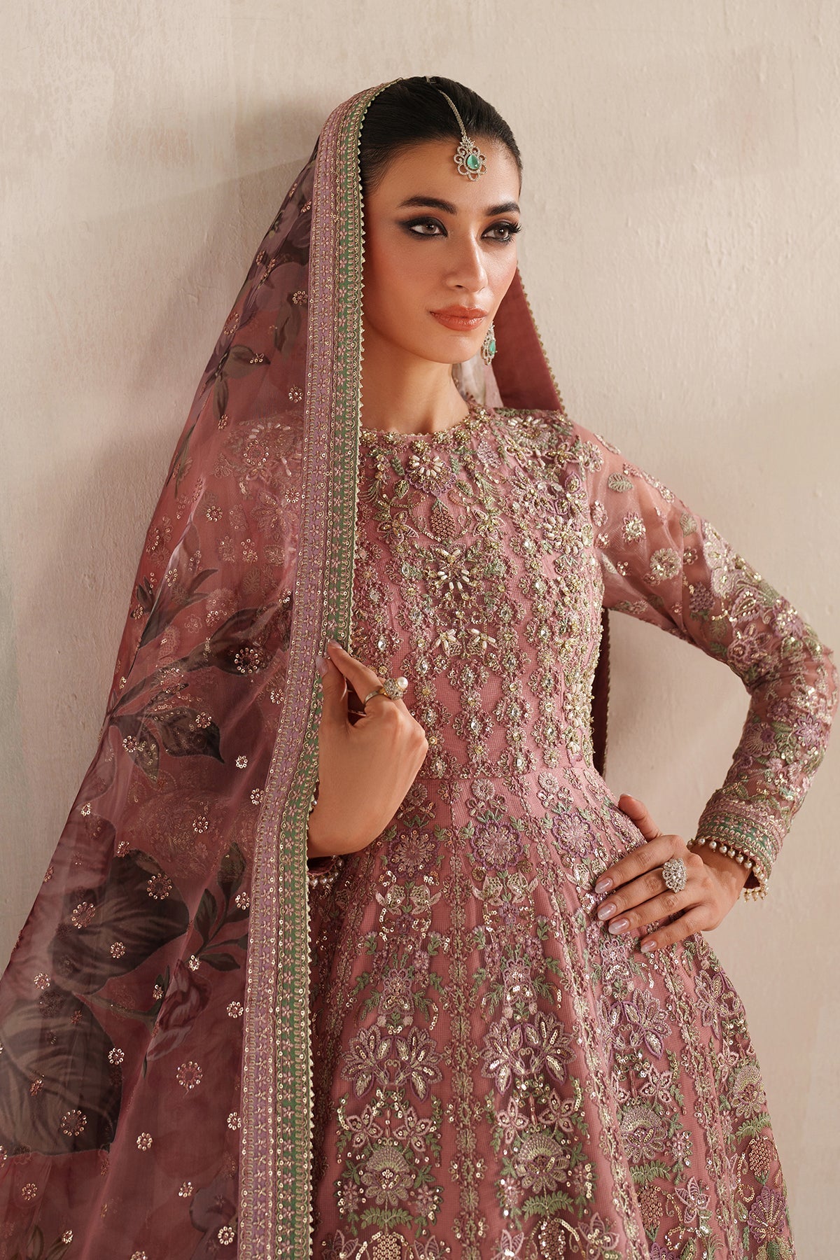 EMBROIDERED NET SF-4377