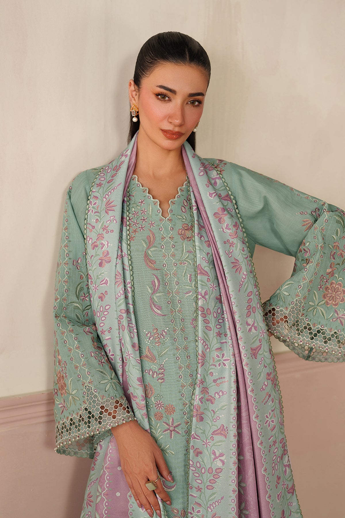 EMBROIDERED KHADDAR UF-4355