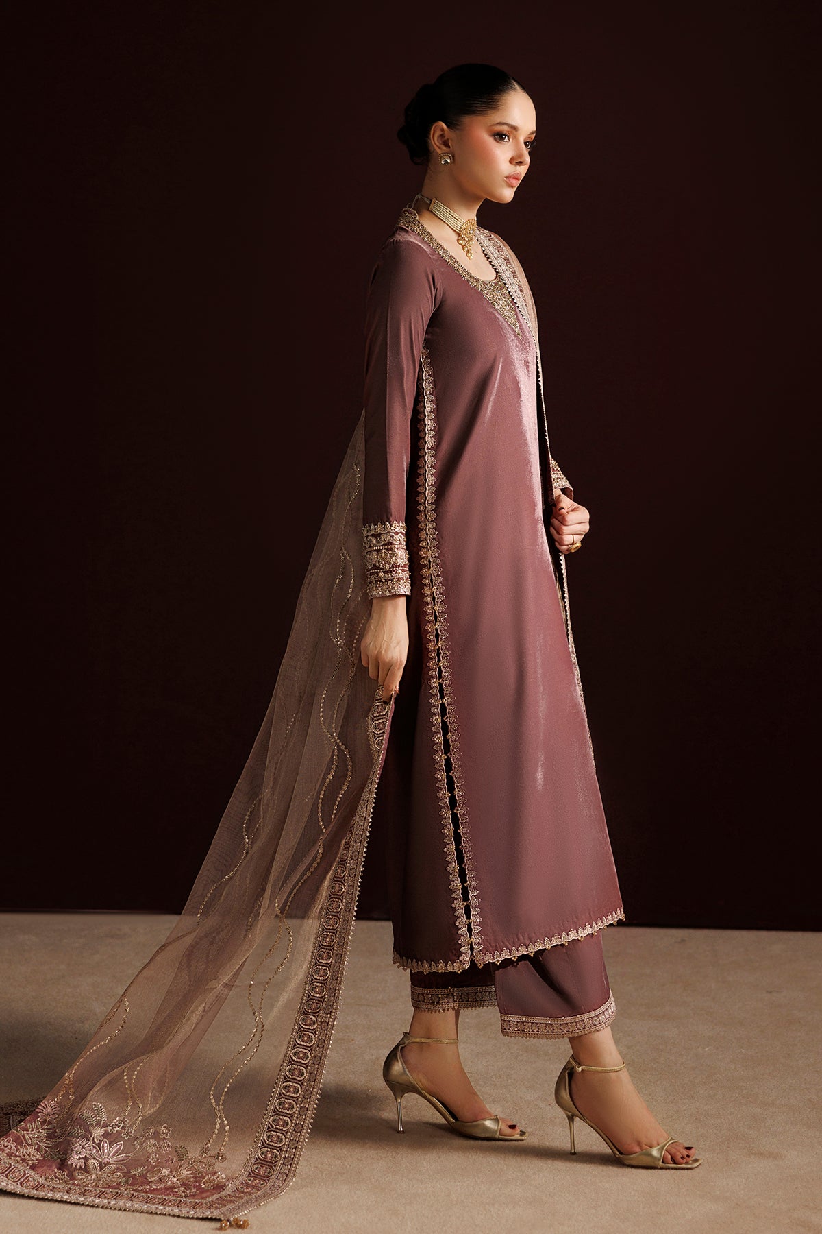 EMBROIDERED VELVET PR-1412