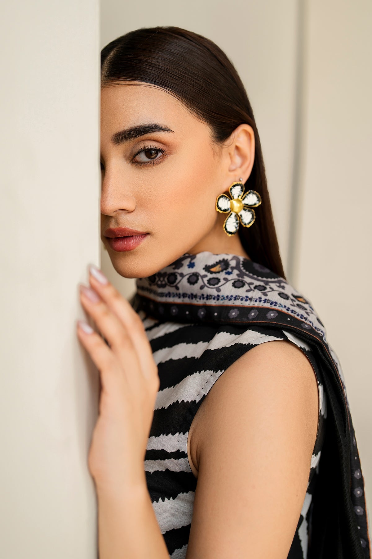 EMBROIDERED PRINTED LAWN SF-4206