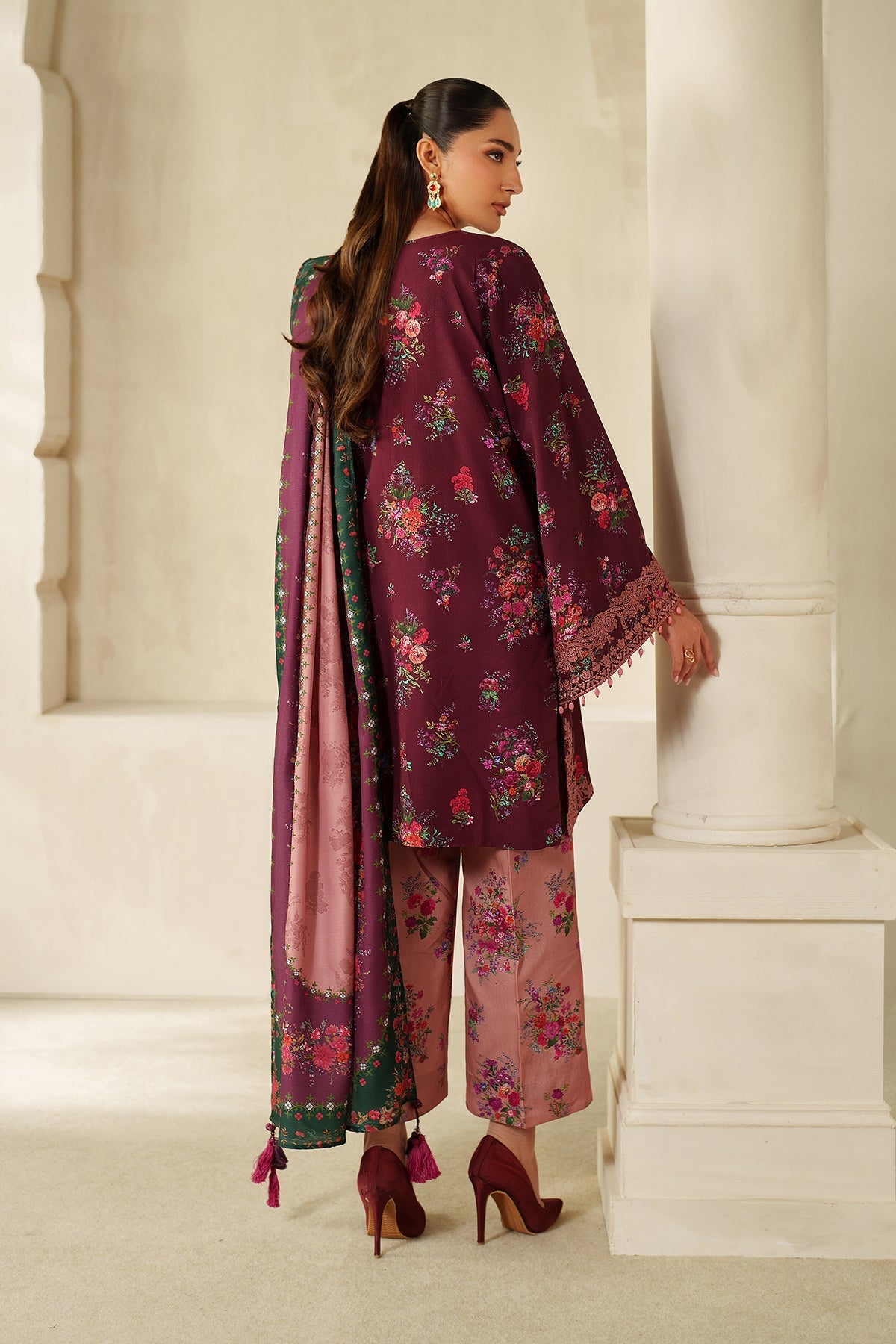 EMBROIDERED KHADDAR SF-4338