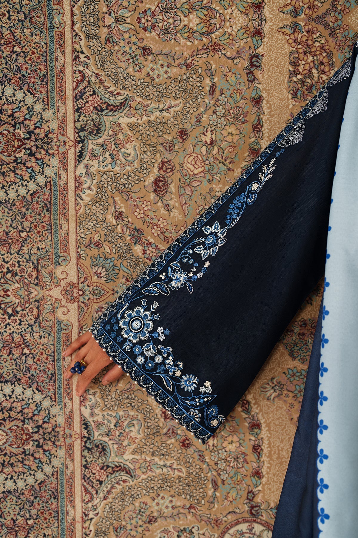 EMBROIDERED KHADDAR SF-4347