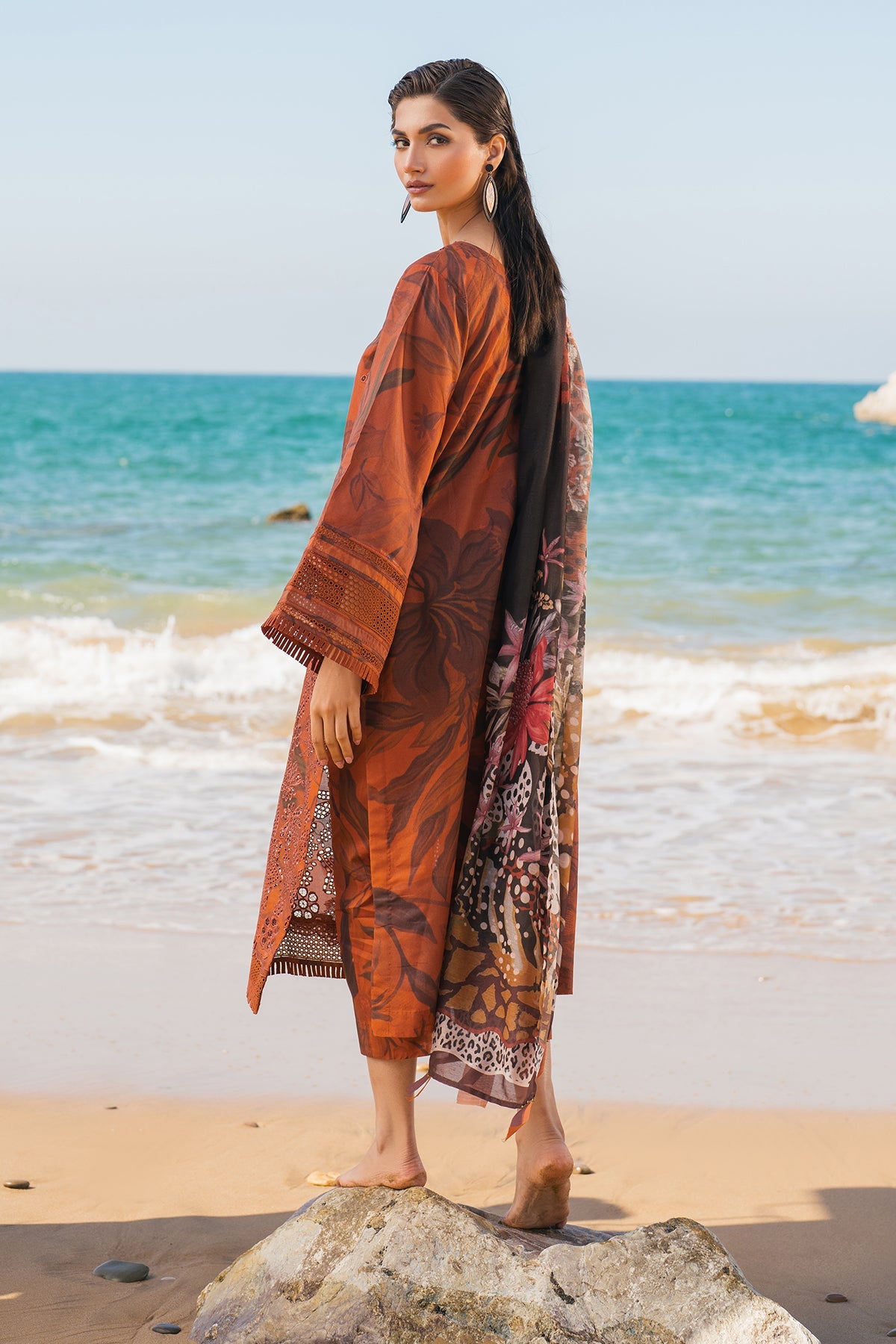 EMBROIDERED PRINTED LAWN SF-4113