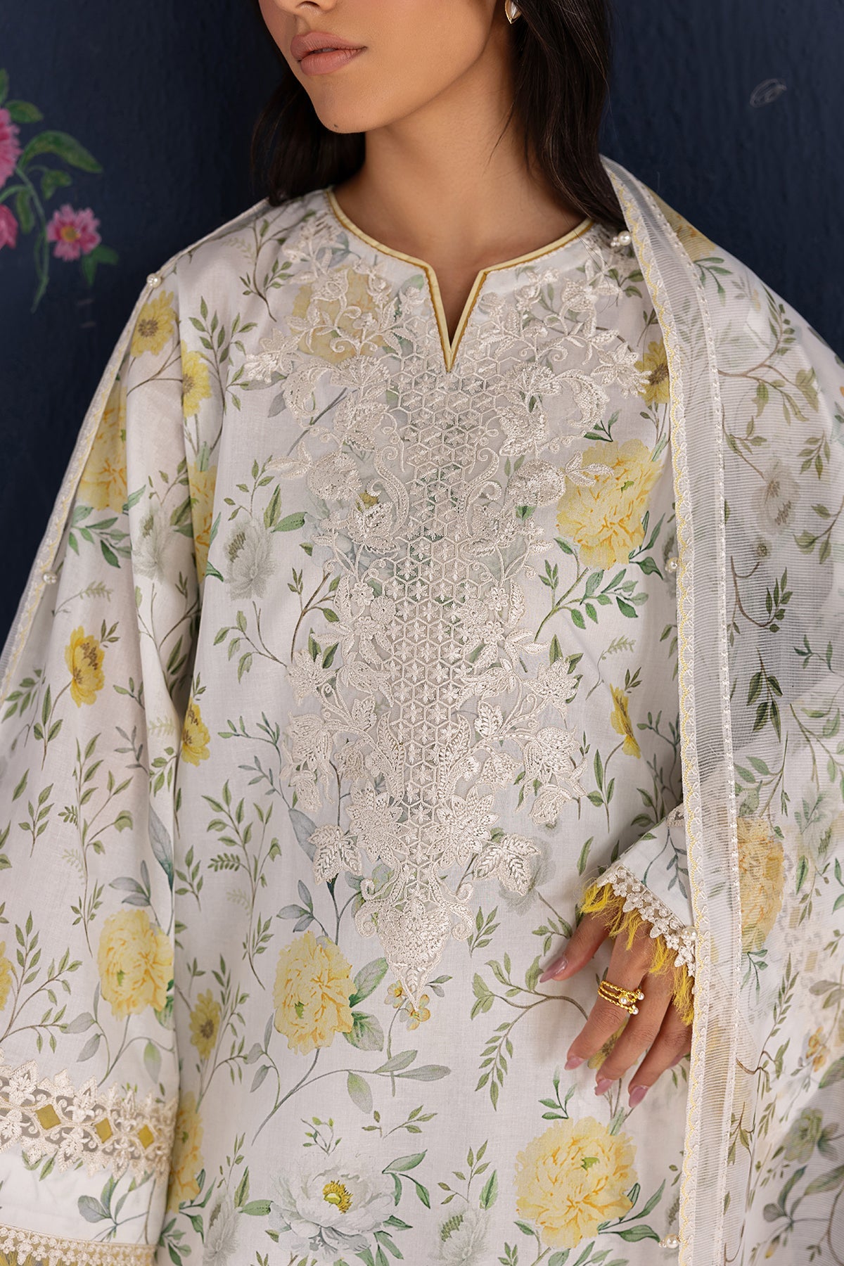EMBROIDERED LAWN UF-4460