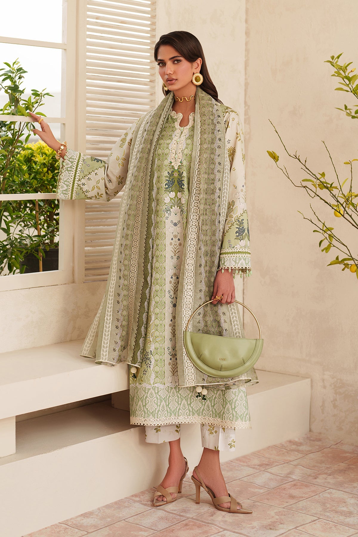 EMBROIDERED LAWN SF-4406