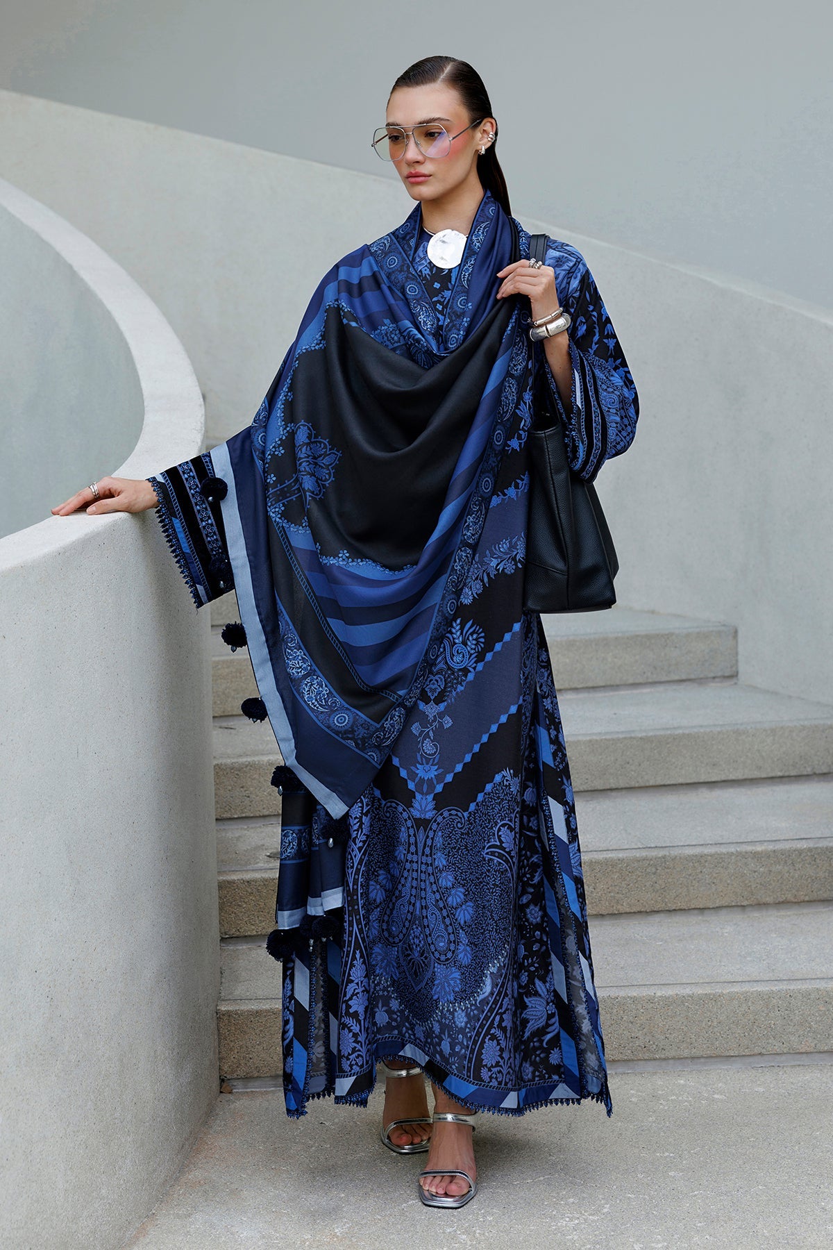 EMBROIDERED VISCOSE SILK UF-4602