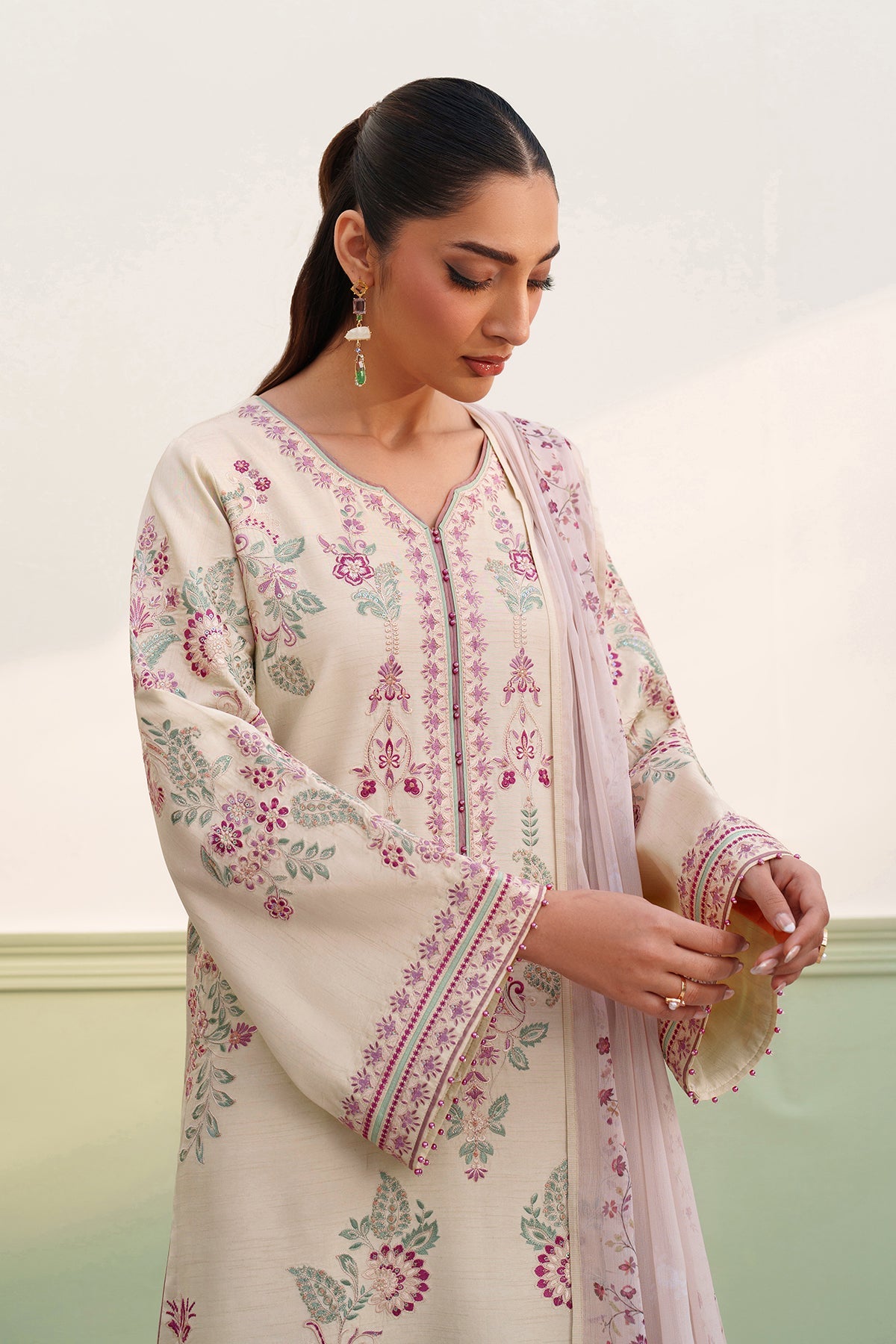 EMBROIDERED RAW SILK SF-4385