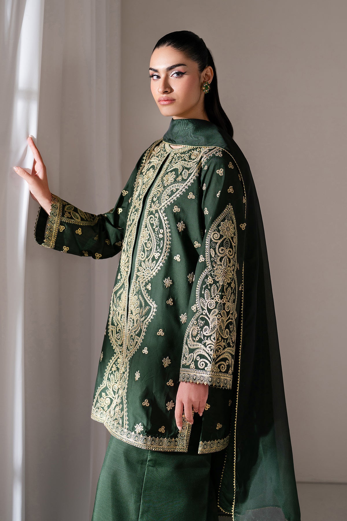 EMBROIDERED RAW SILK SF-4139