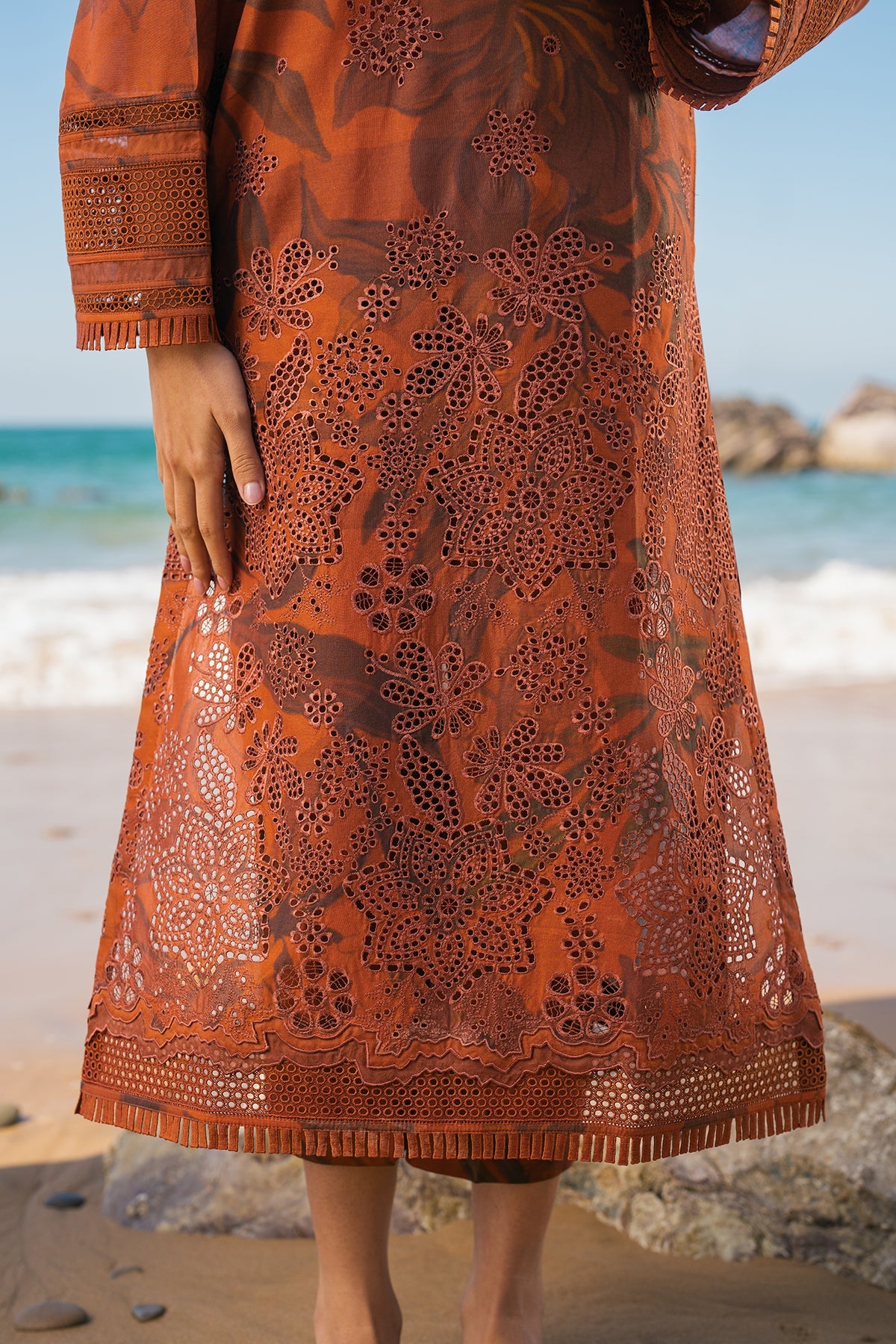 EMBROIDERED PRINTED LAWN SF-4113