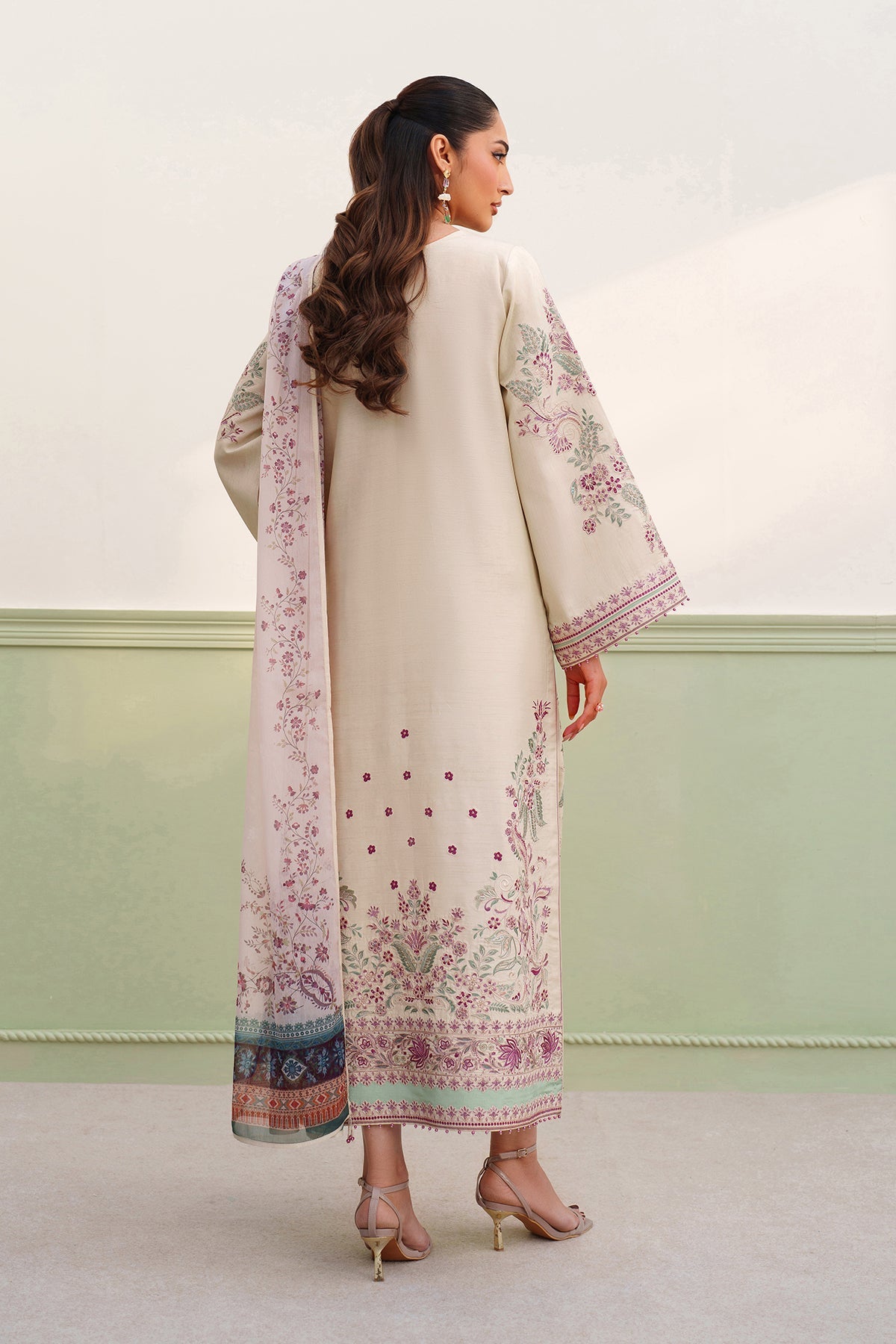 EMBROIDERED RAW SILK SF-4385