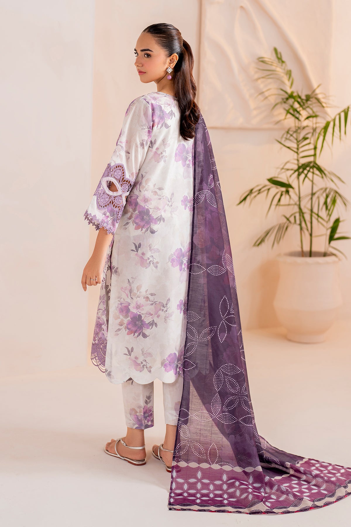 EMBROIDERED PRINTED LAWN UF-713