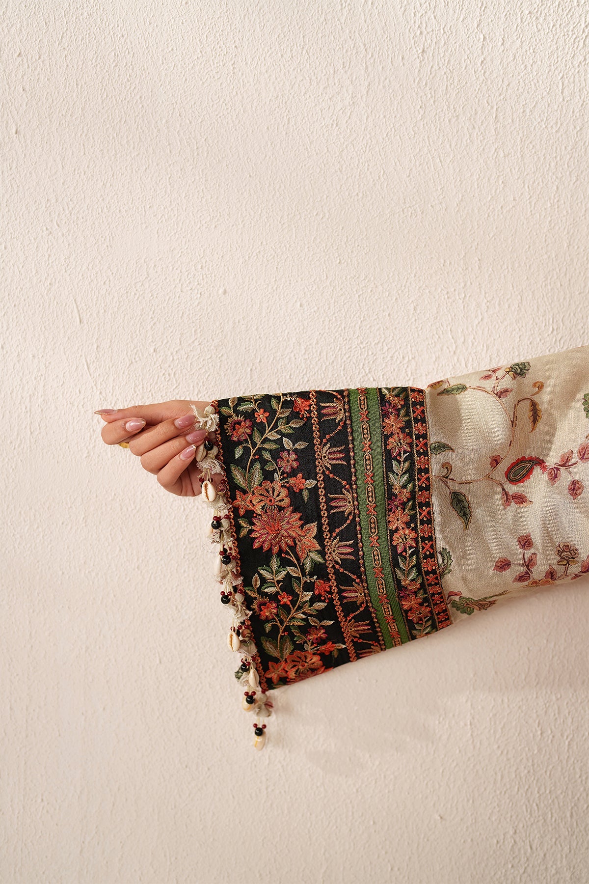 EMBROIDERED KHADDAR SF-4356