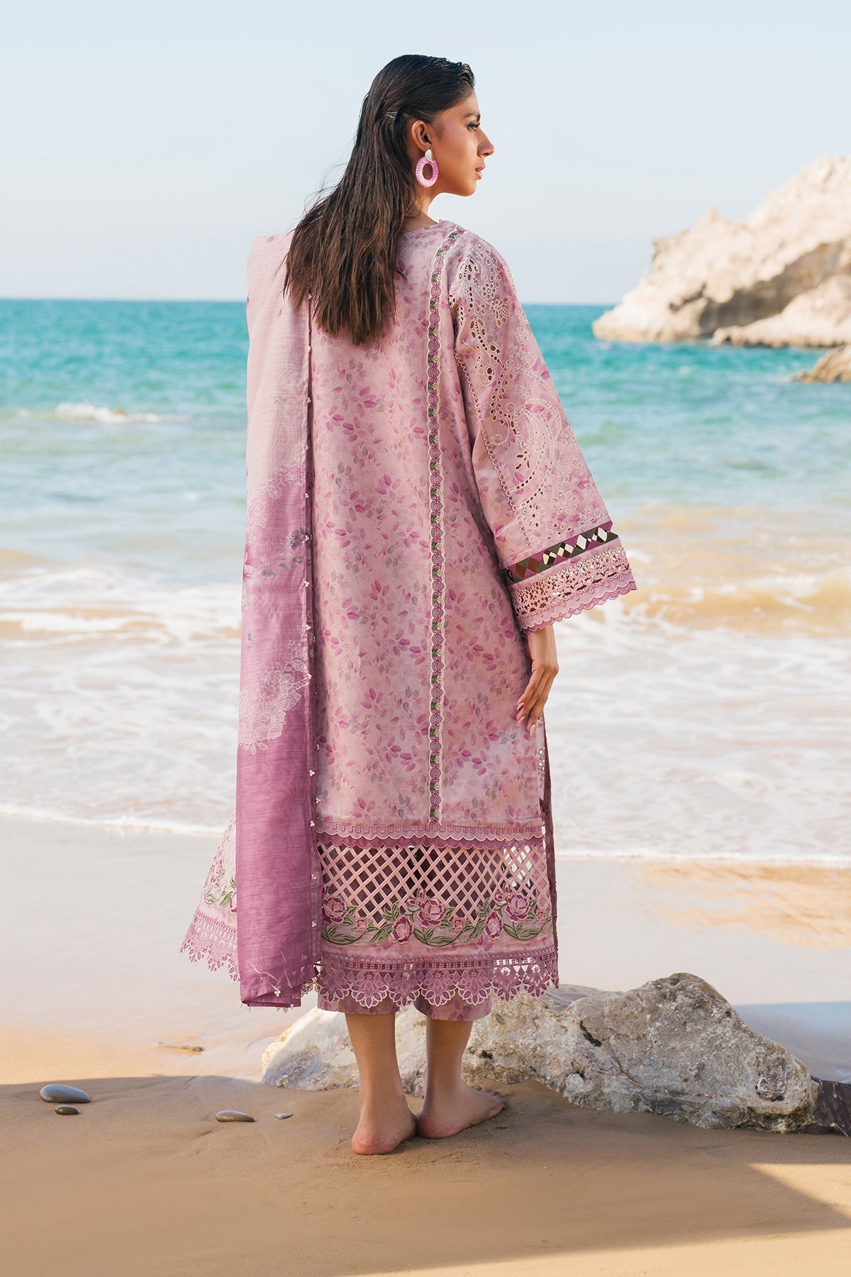 EMBROIDERED LAWN UF-4114