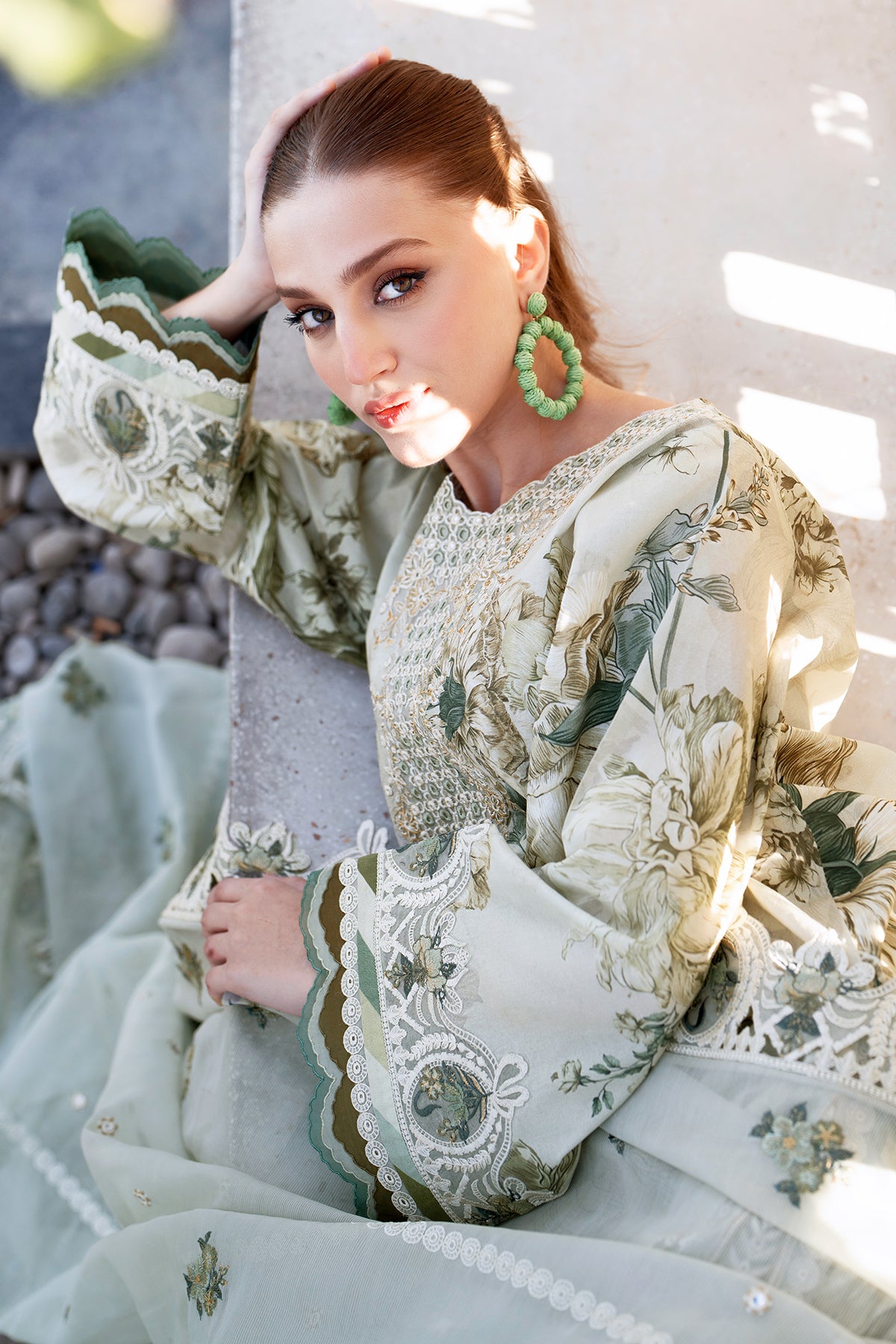 EMBROIDERED PRINTED LAWN UF-4082