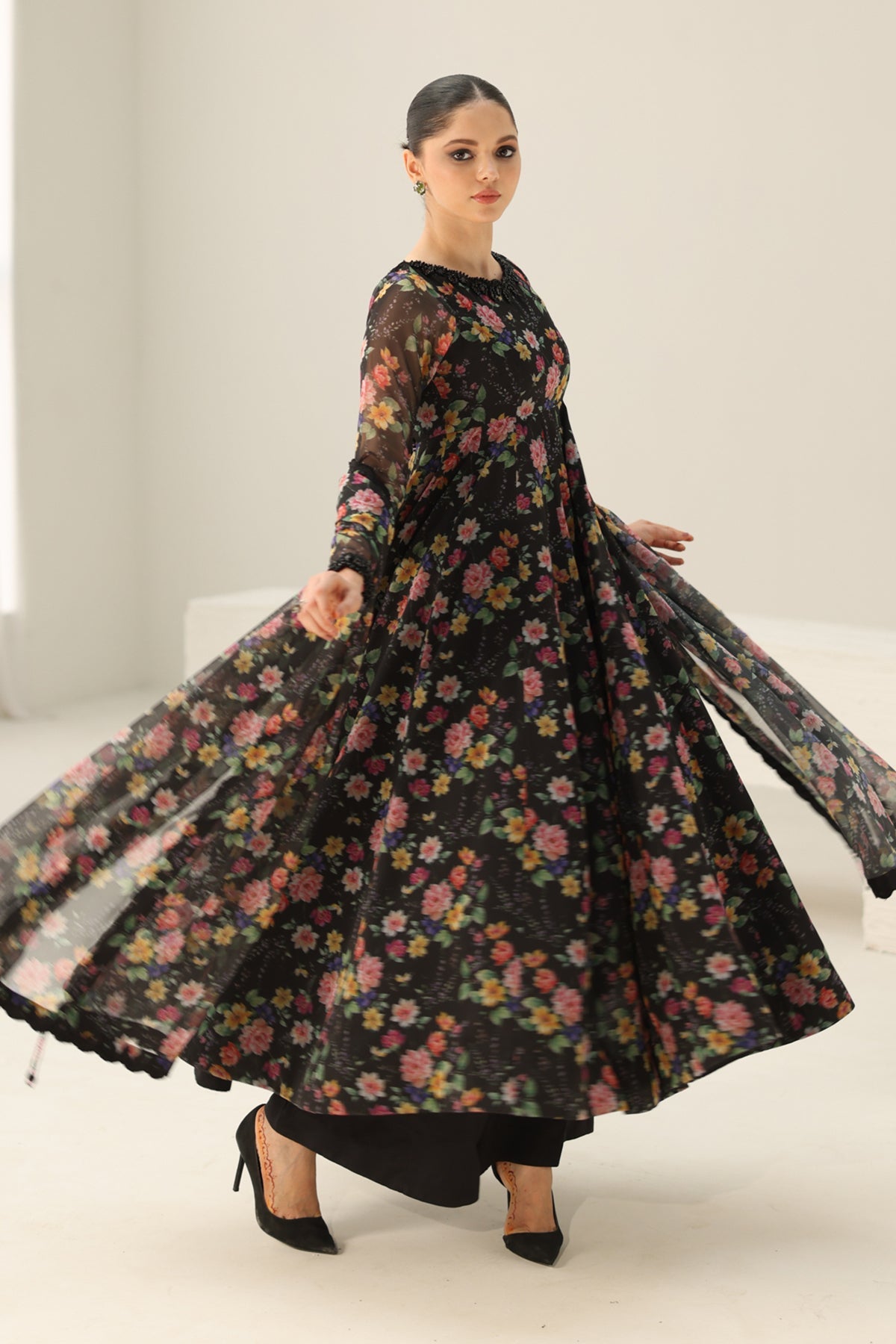EMBROIDERED CHIFFON PR-1158