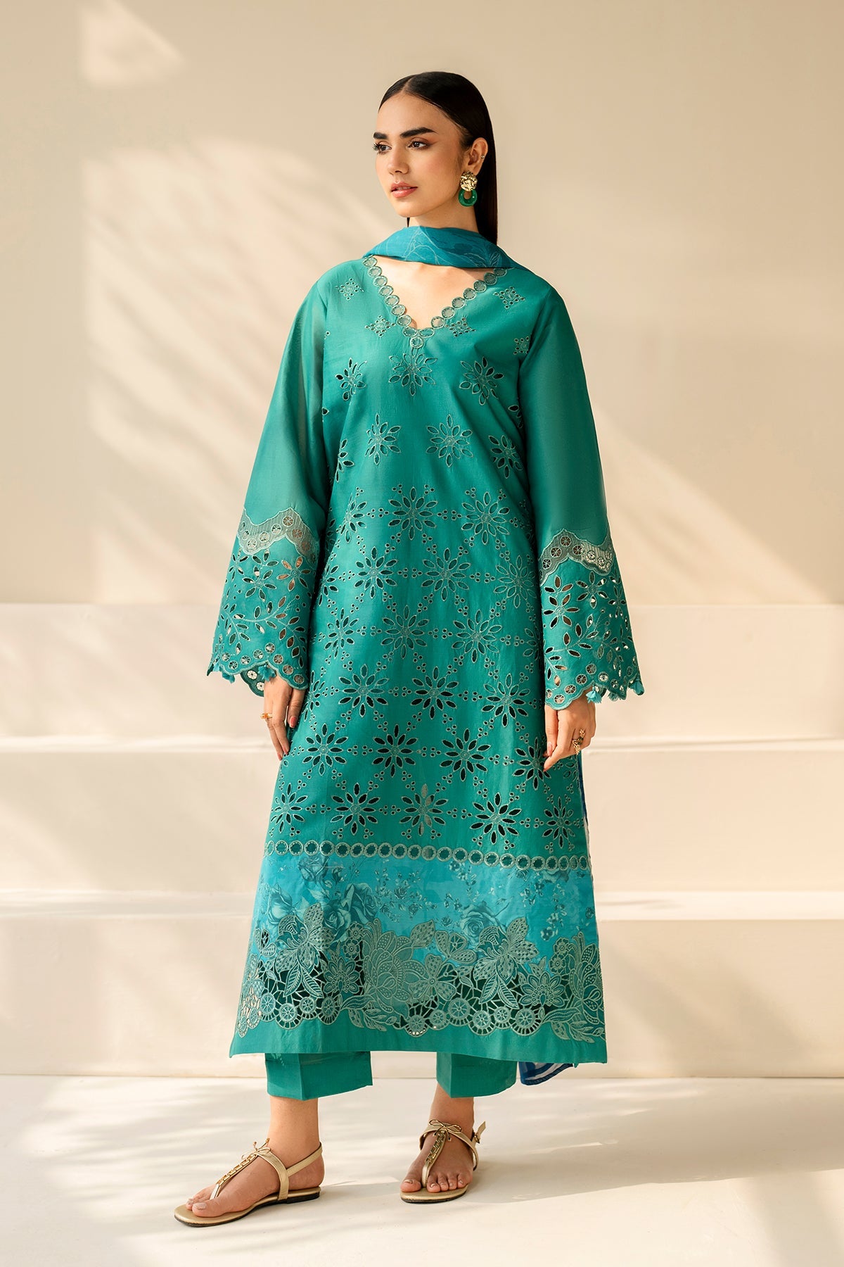 EMBROIDERED LAWN SF-4275