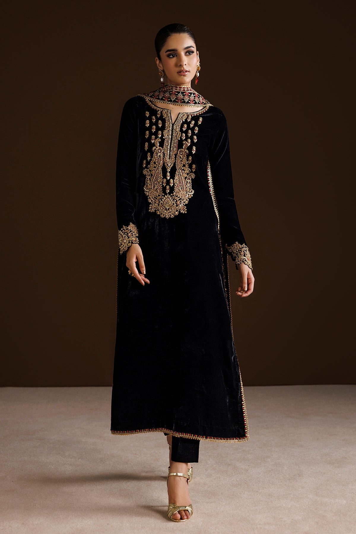EMBROIDERED VELVET PR-1408
