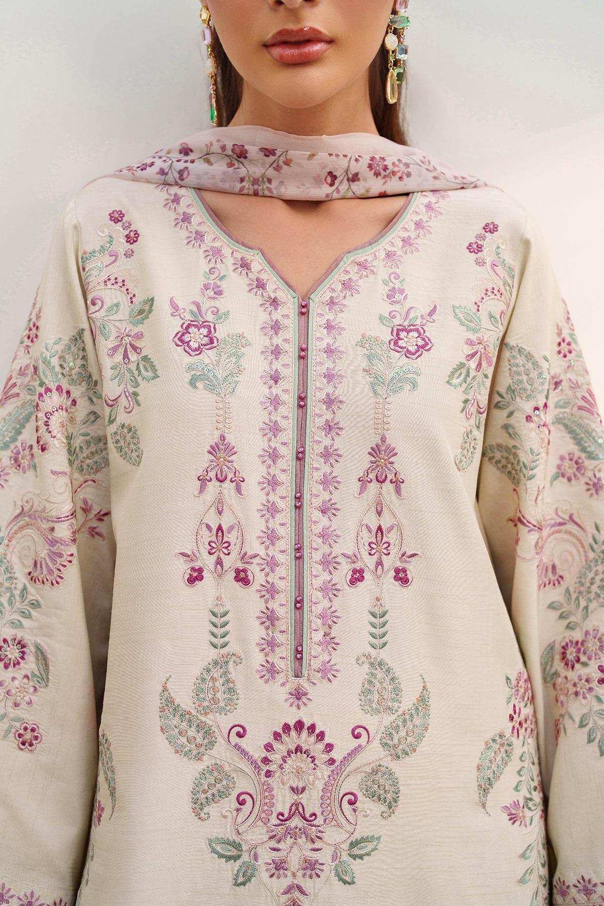 EMBROIDERED RAW SILK SF-4385