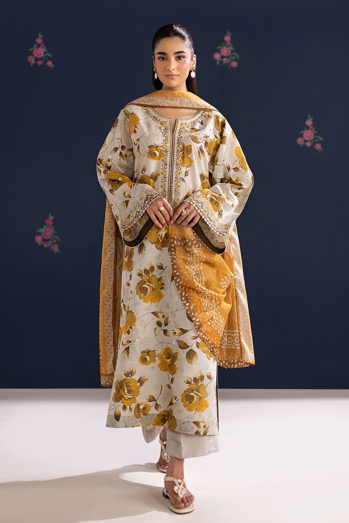 EMBROIDERED LAWN SF-4462
