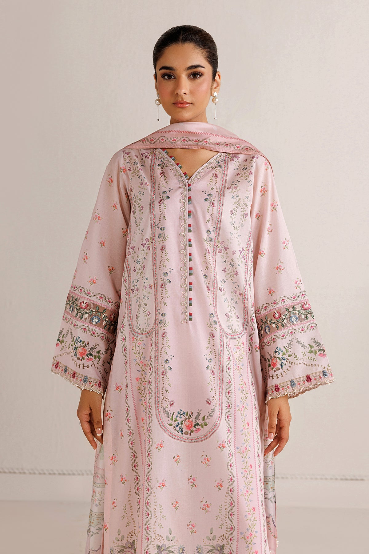 EMBROIDERED LAWN UF-4513