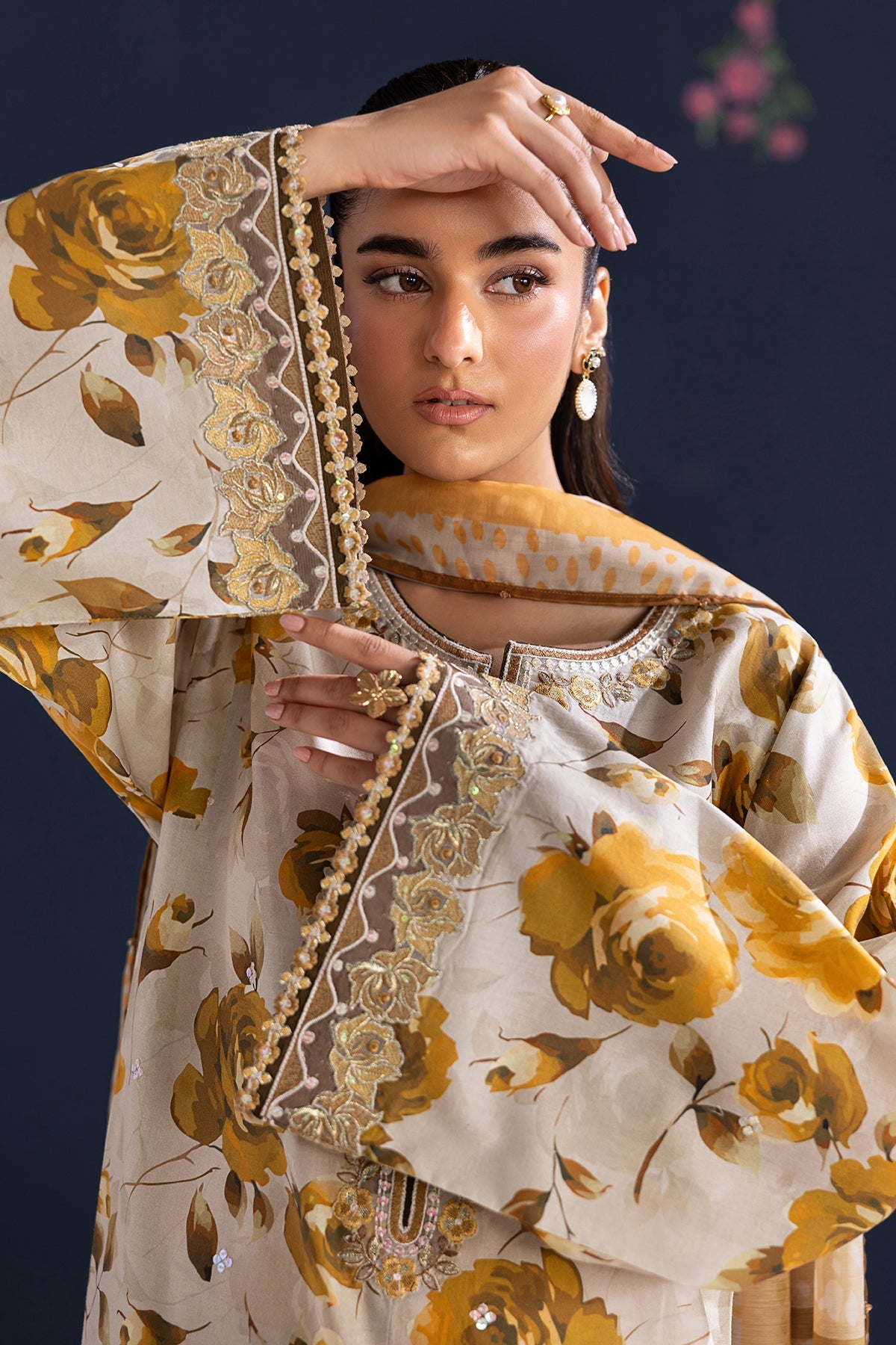 EMBROIDERED LAWN UF-4462