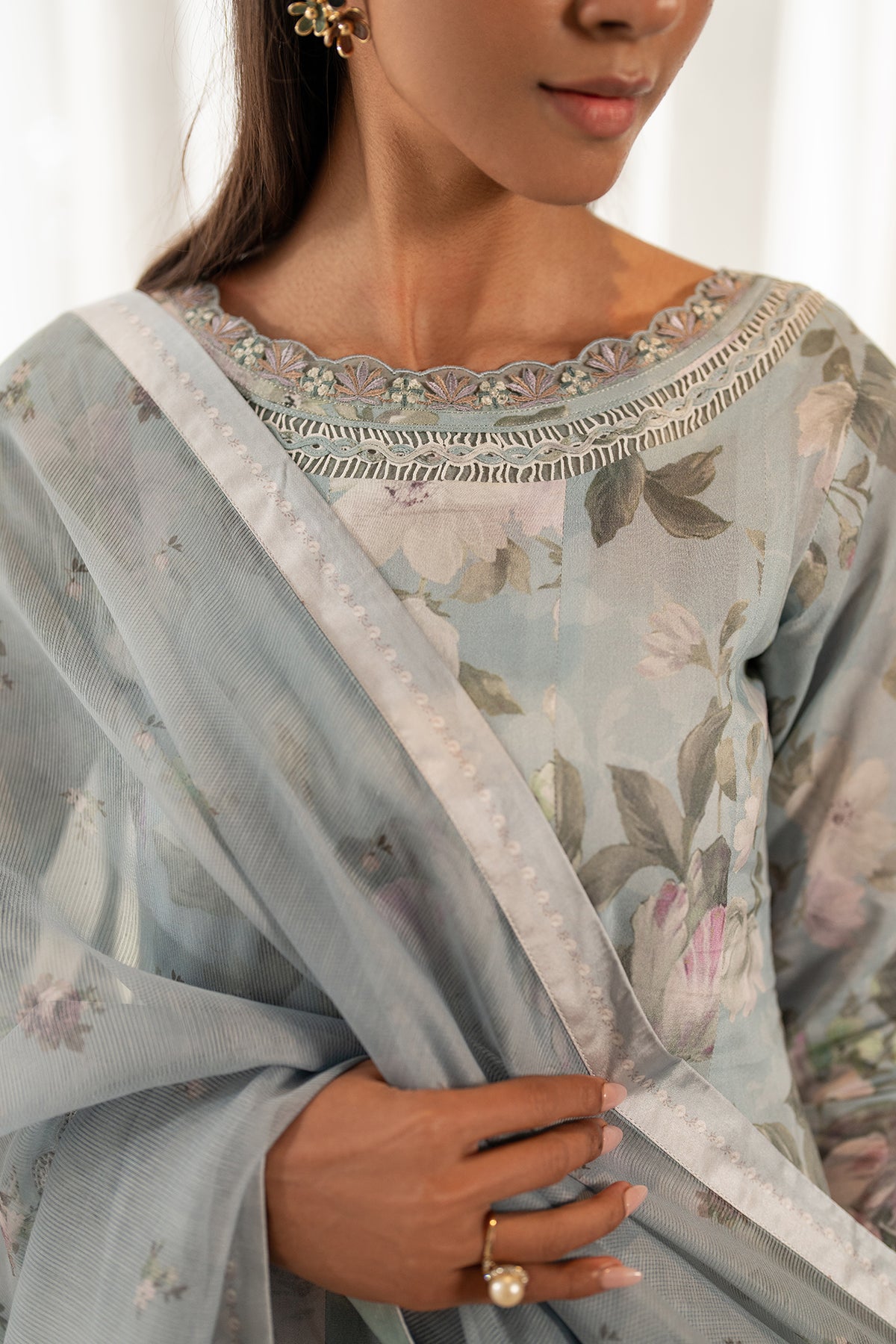 EMBROIDERED PRINTED LAWN SF-4103