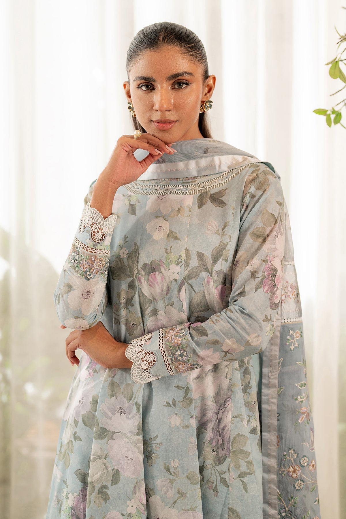 EMBROIDERED PRINTED LAWN SF-4103