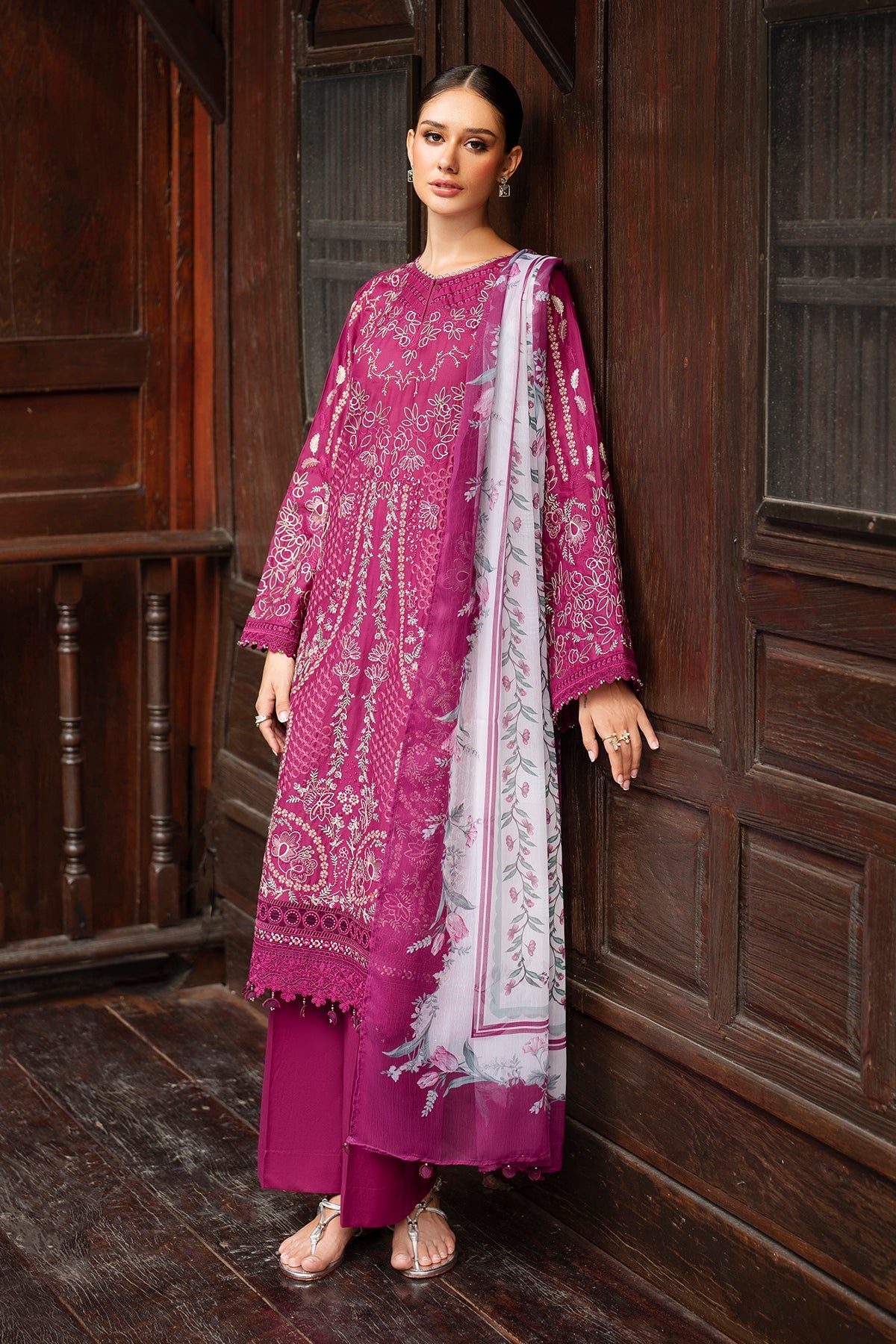 EMBROIDERED LAWN SF-4263