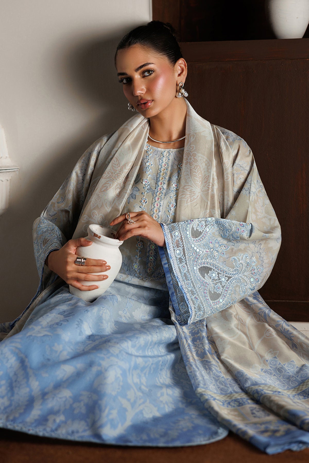 EMBROIDERED LAWN UF-4524