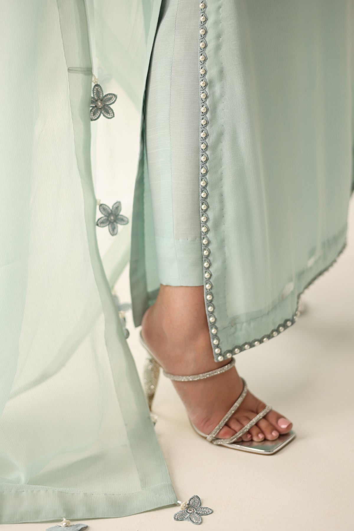 EMBROIDERED CHIFFON PR-1153
