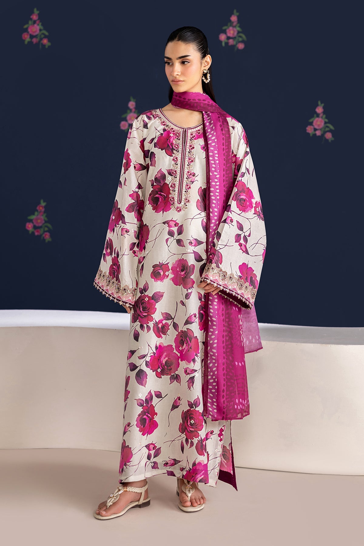 EMBROIDERED LAWN UF-4463