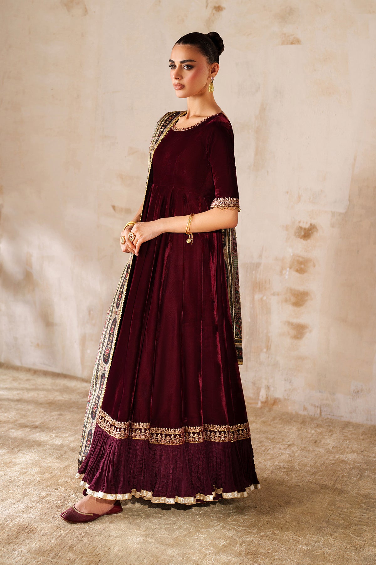EMBROIDERED VELVET PR-1207
